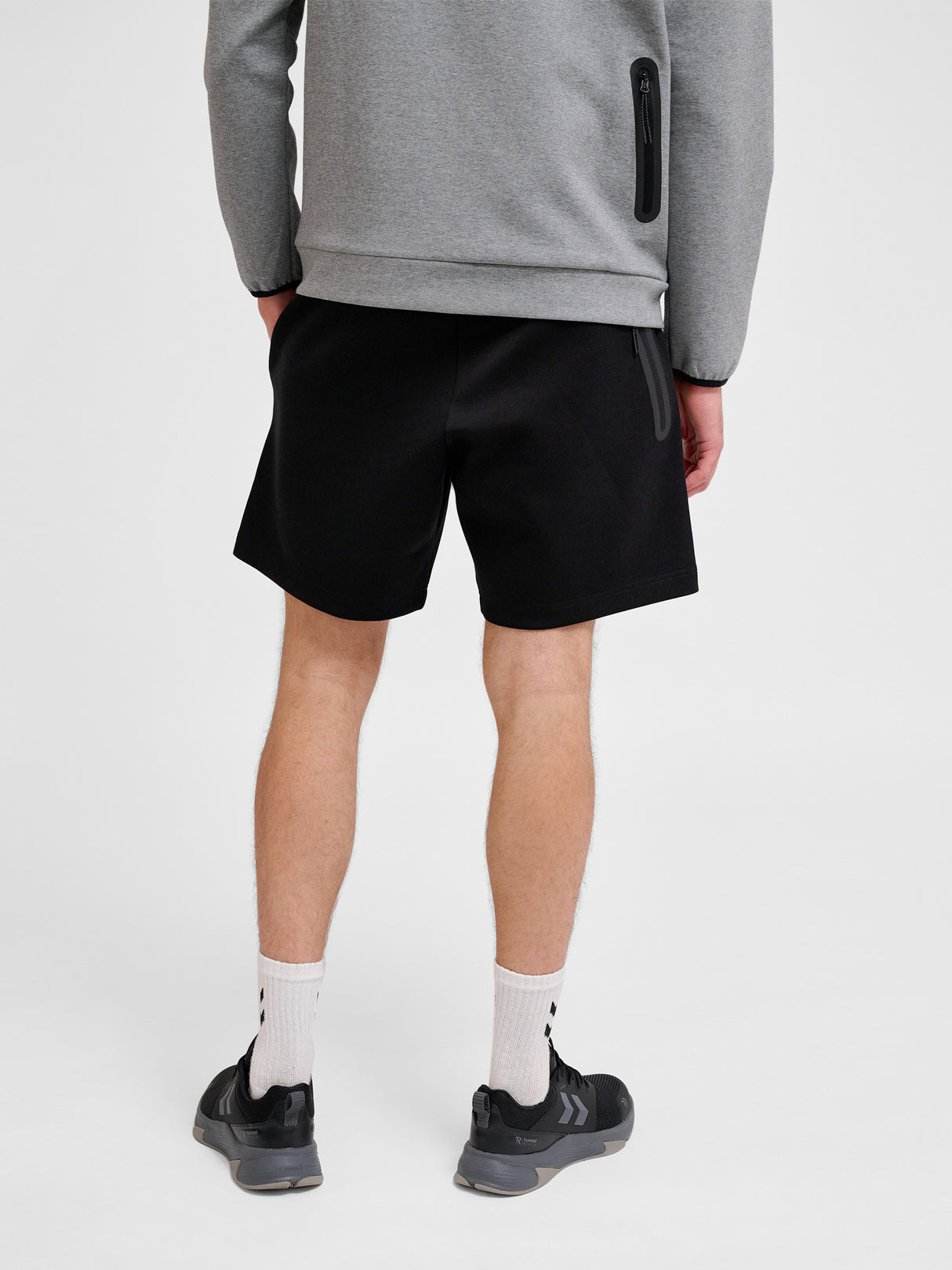 hummel Unisex Tech Fleece Shorts-7