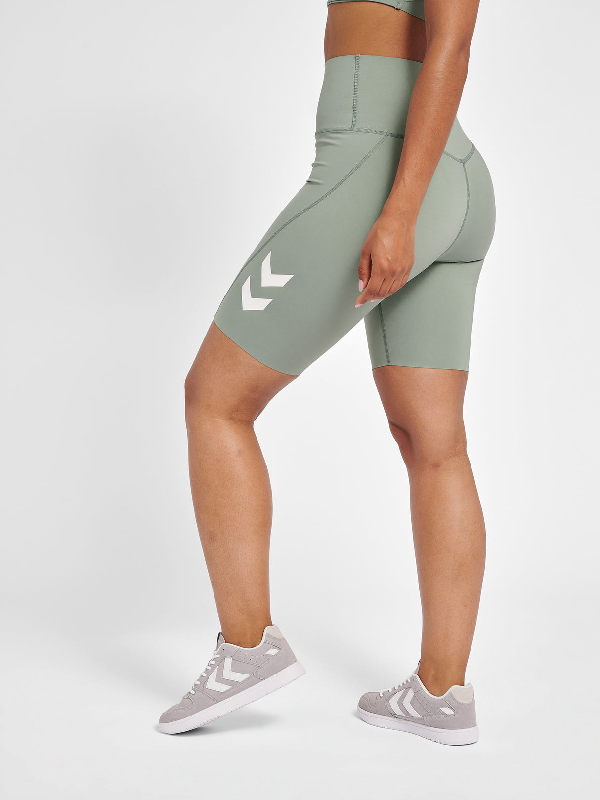 hummel Women's Mindful Training Grace High Waist Tight Shorts-6