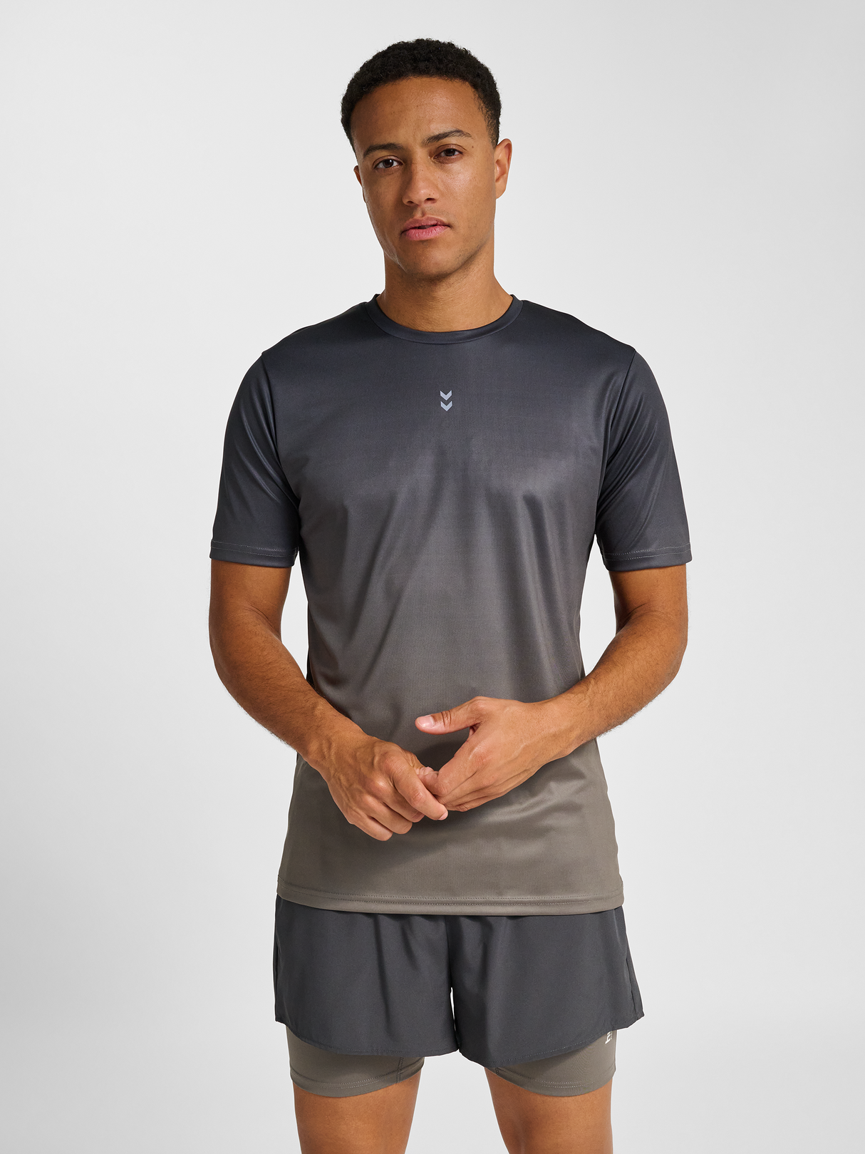 hummel Men's Pulse Gradient Short Sleeve T-Shirt-5