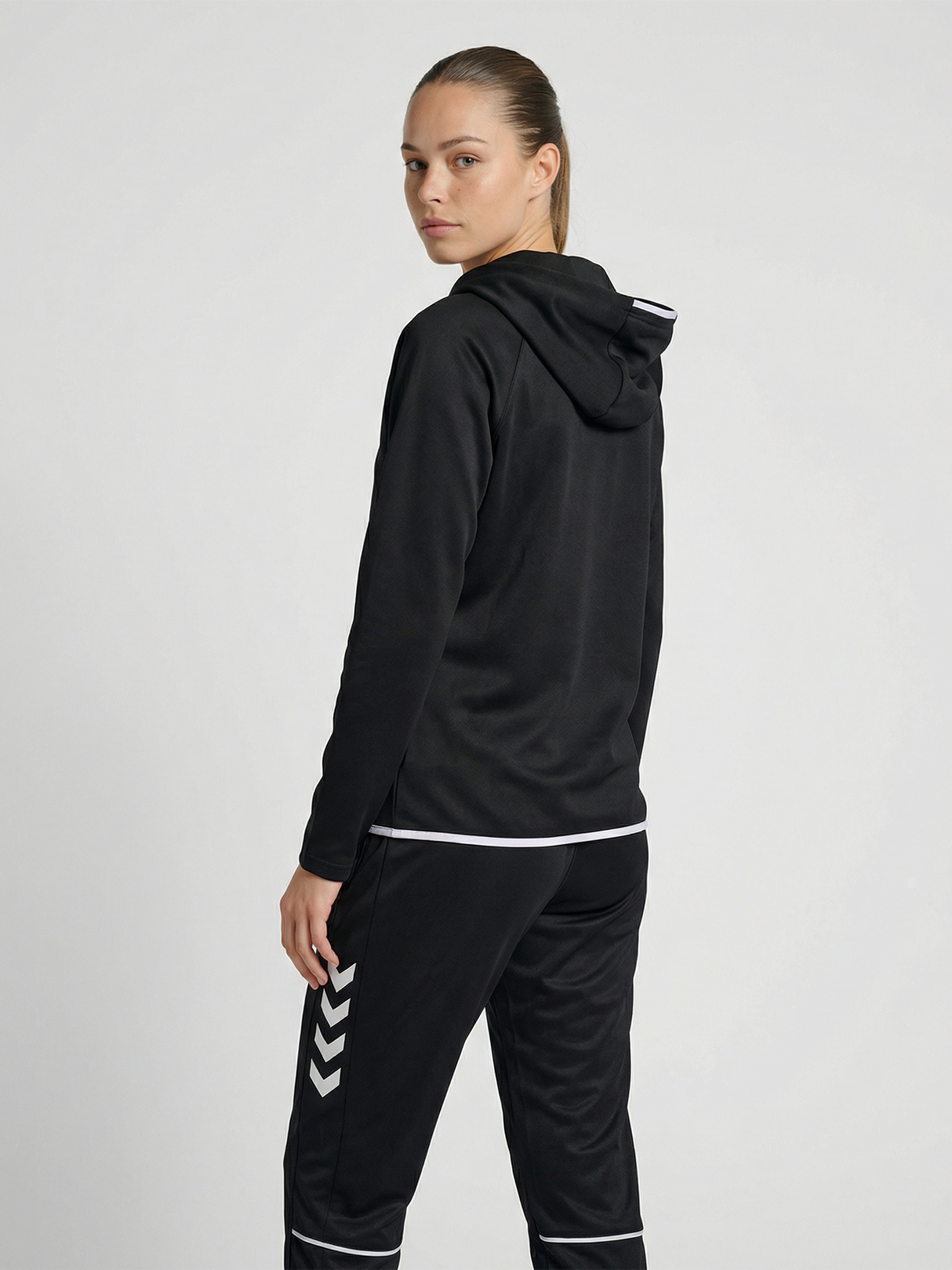 hummel Women's Core 2.0 Zip Hoodie-5
