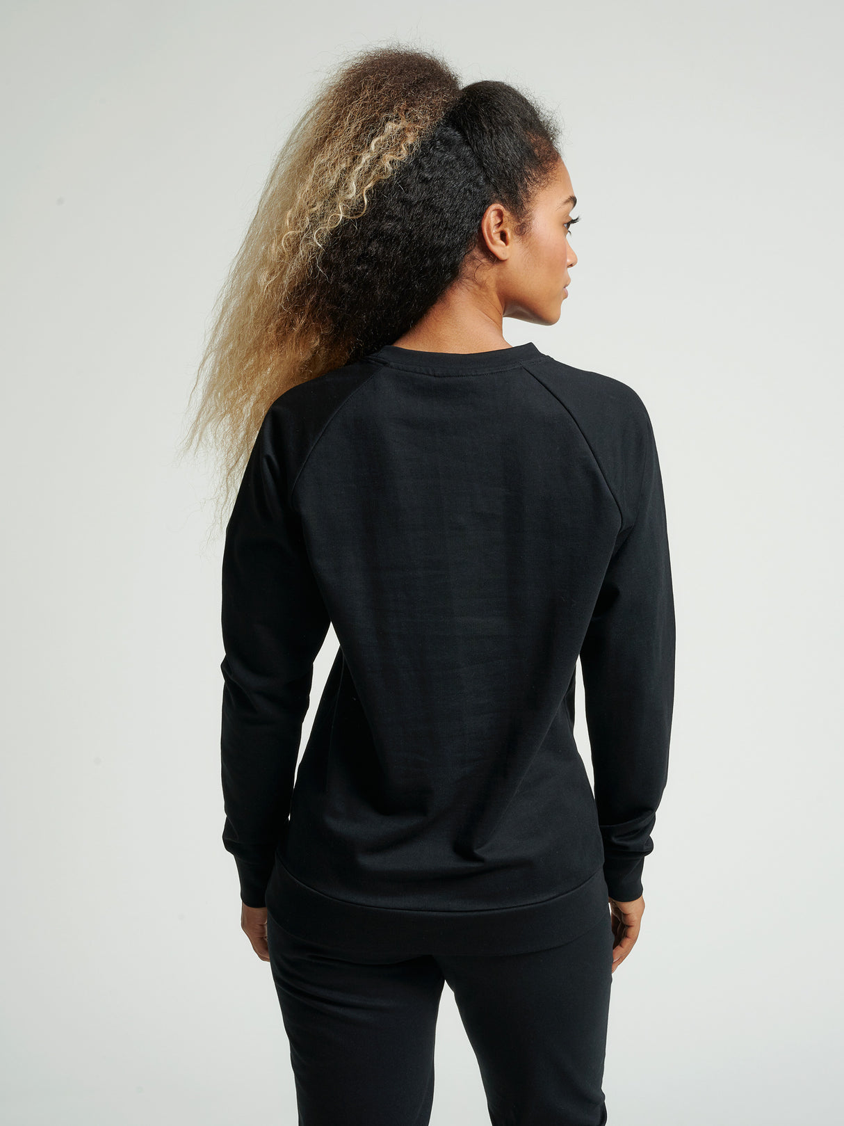hummel Women's Go Cotton Logo Sweatshirt-5