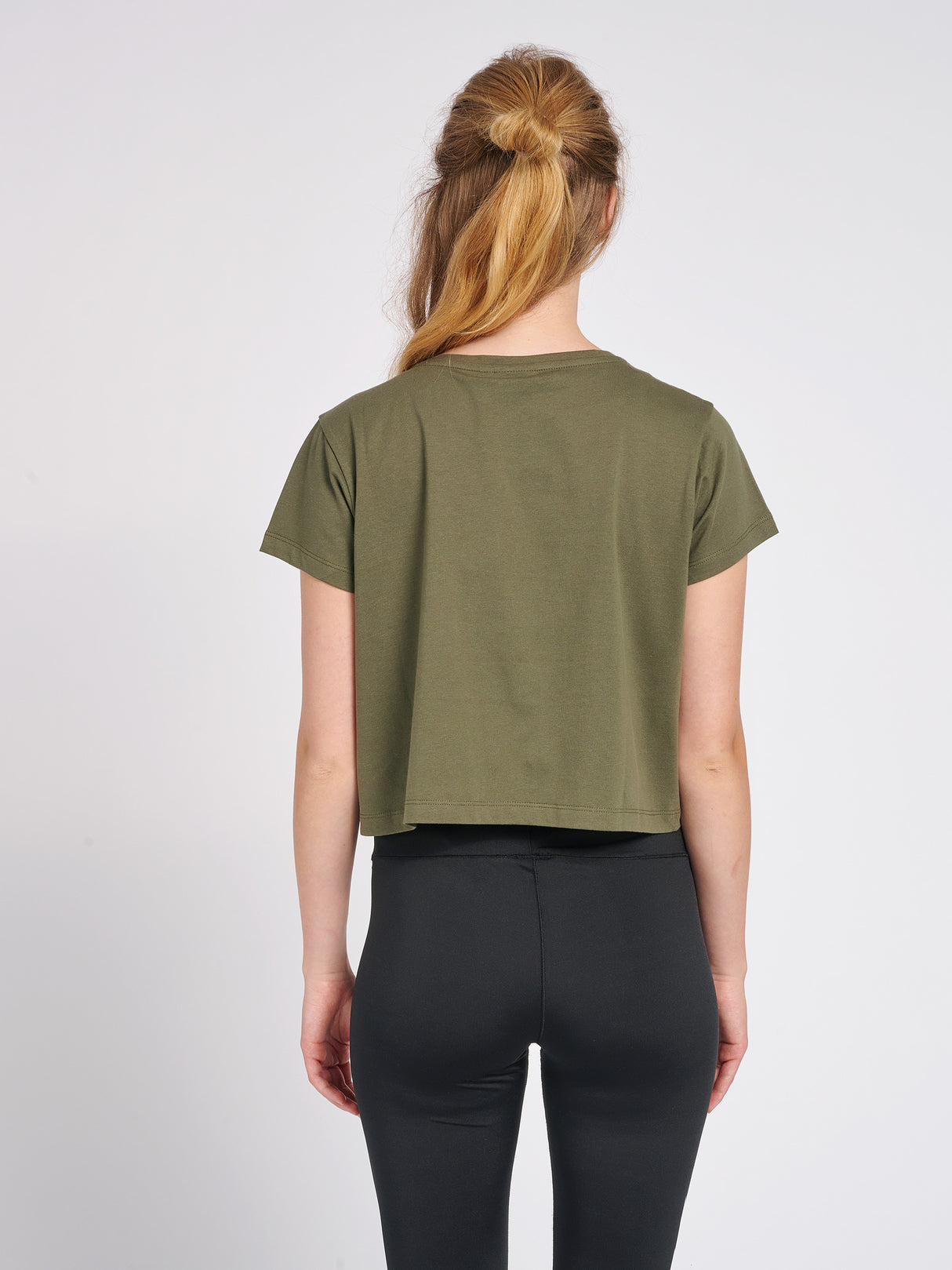 hummel Women's Legacy Cropped T-Shirt-6