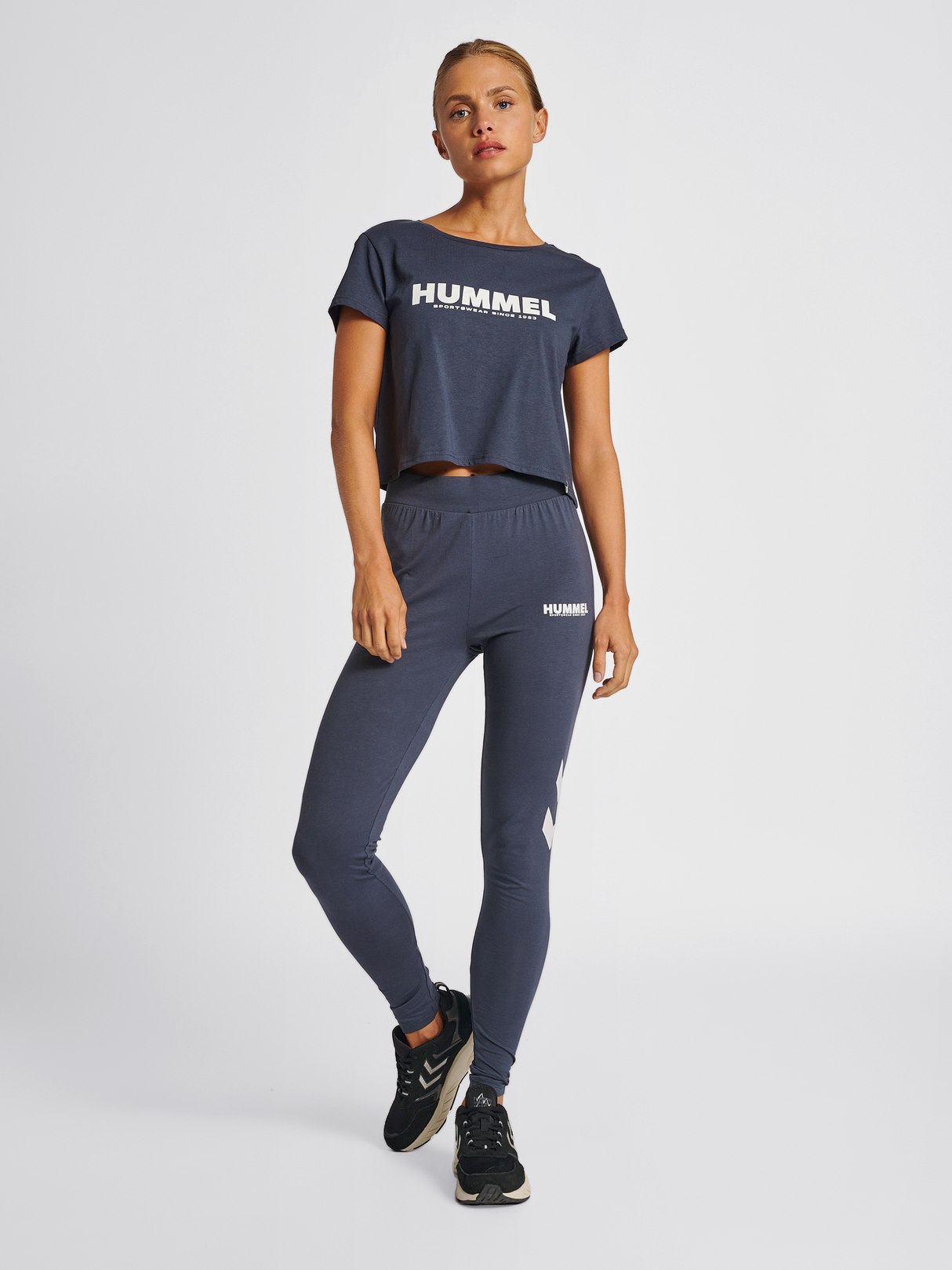 hummel Women's Legacy Cropped T-Shirt-2