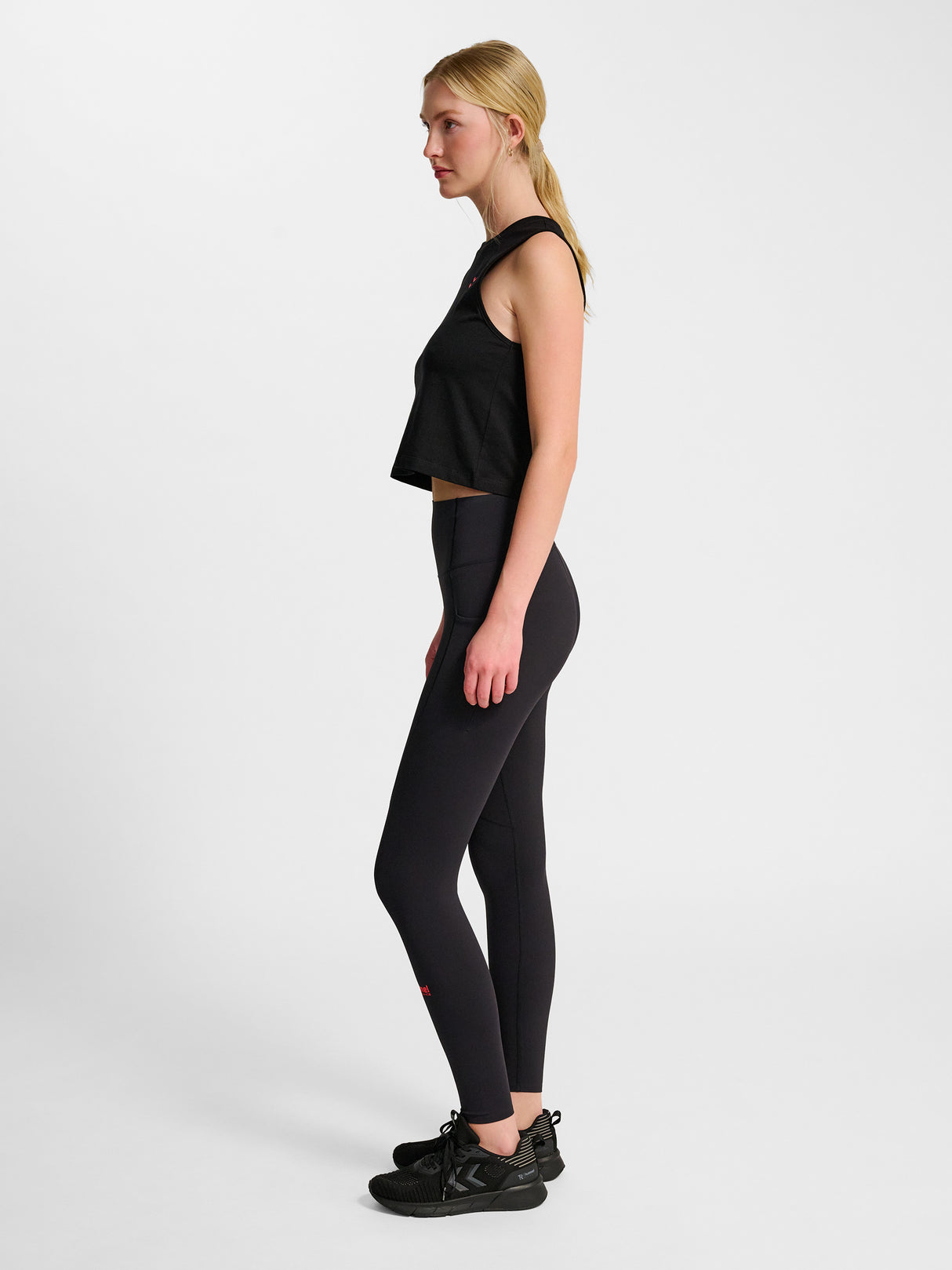 hummel Women's HIIT Cropped Muscle Tank Top-7