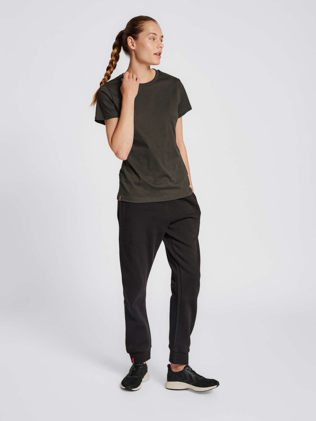 hummel Women's Heavy Short Sleeve T-Shirt-4