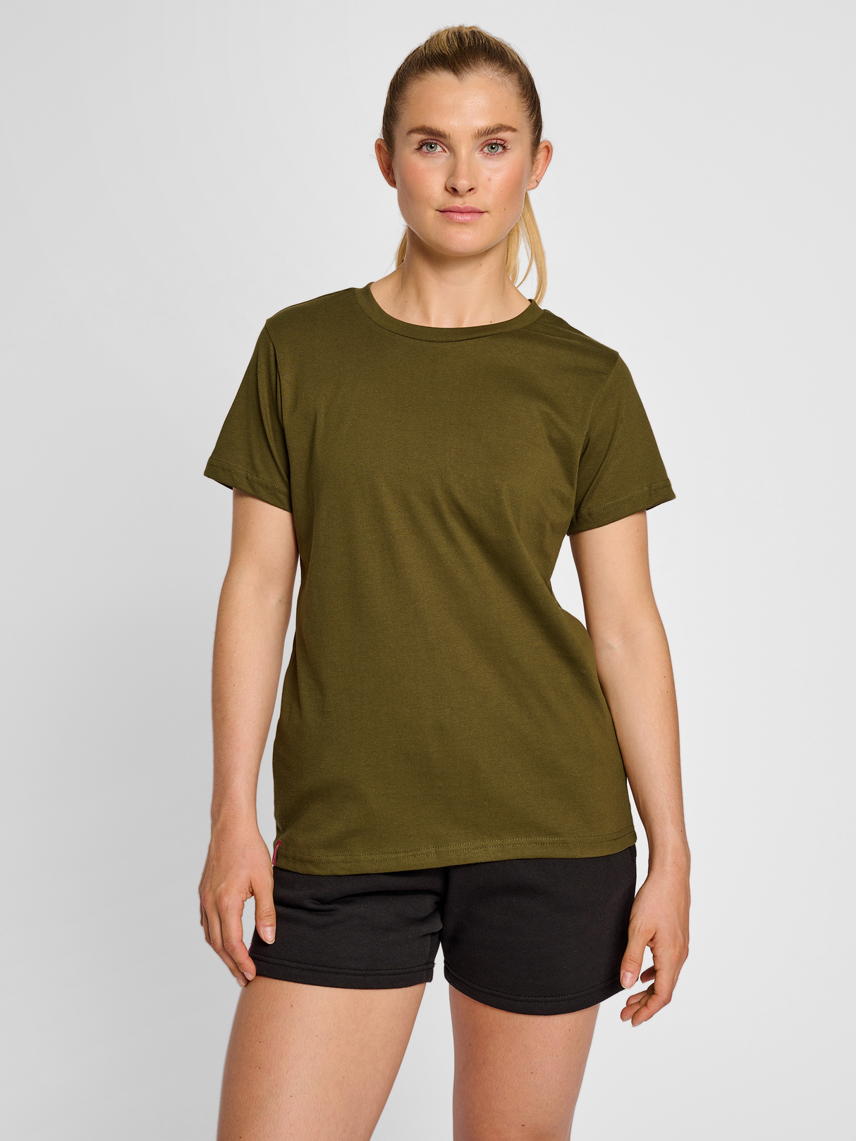 hummel Women's Heavy Short Sleeve T-Shirt-5