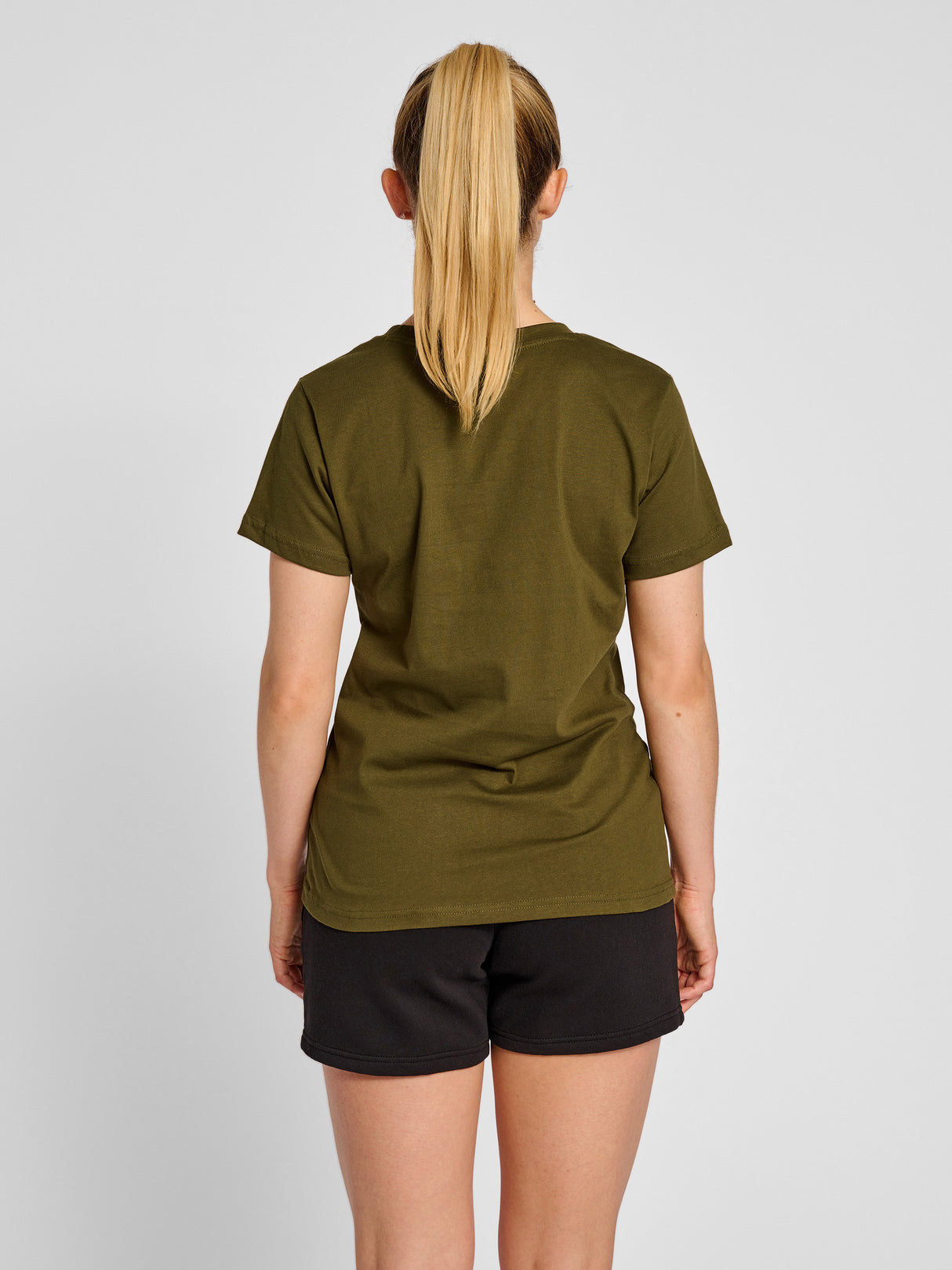 hummel Women's Heavy Short Sleeve T-Shirt-6