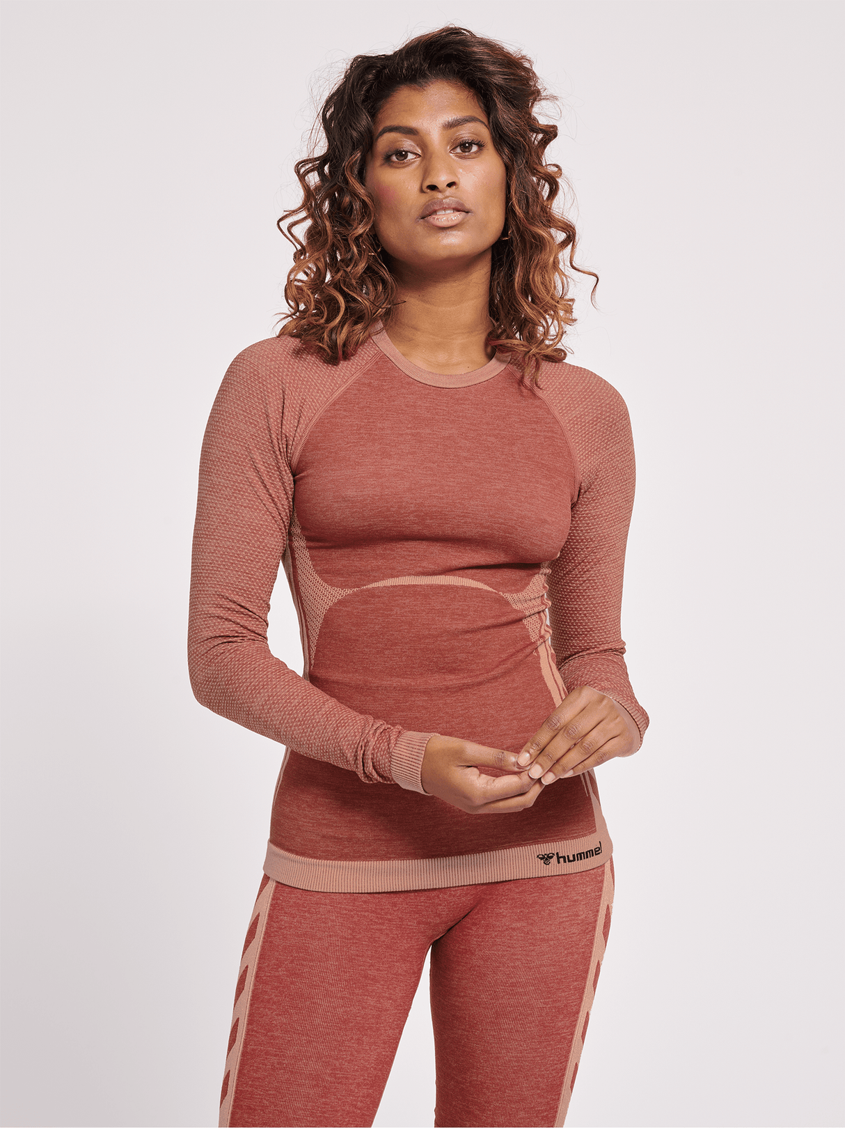 hummel Women's Clea Seamless Tight Long Sleeve T-Shirt-5