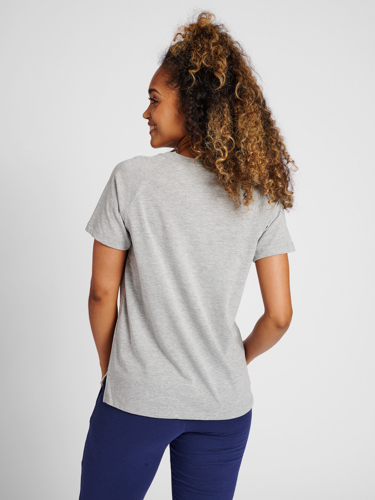 hummel Women's Noni 2.0 T-Shirt-4