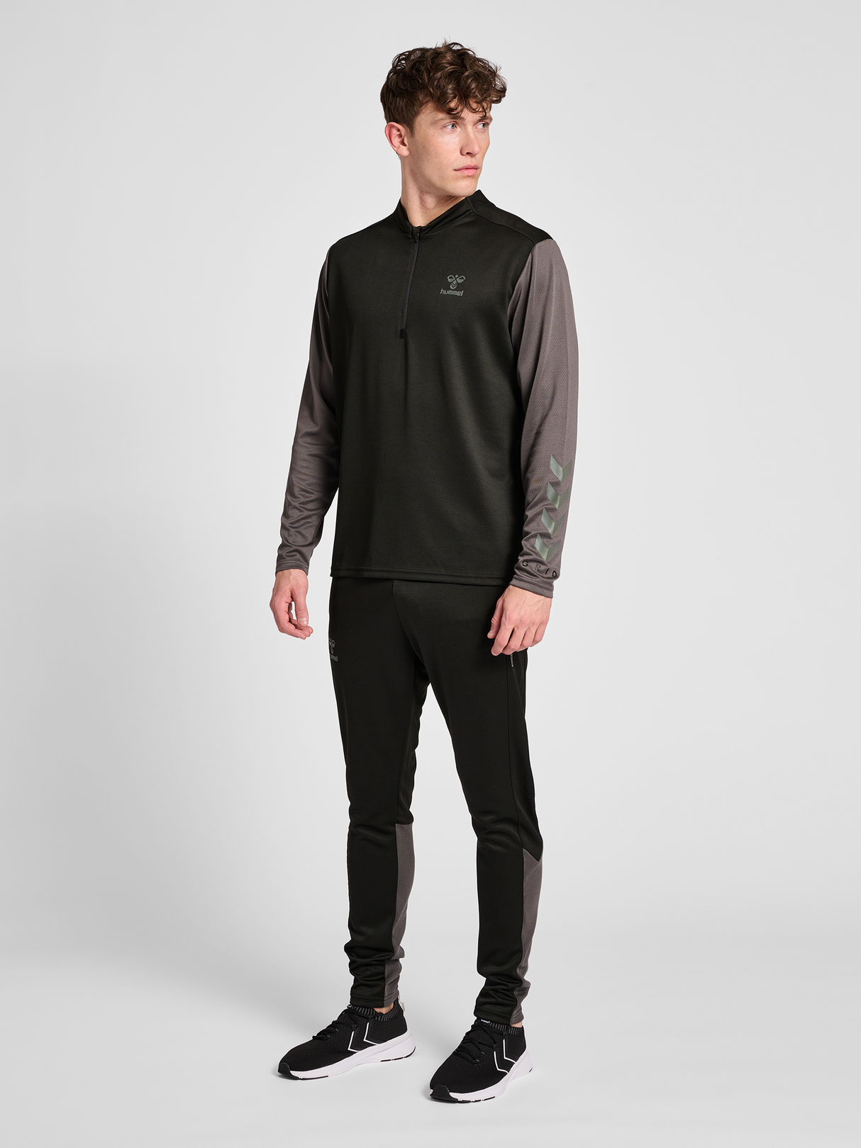 hummel Men's Ongrid 1/2 Zip Poly Sweatshirt-4