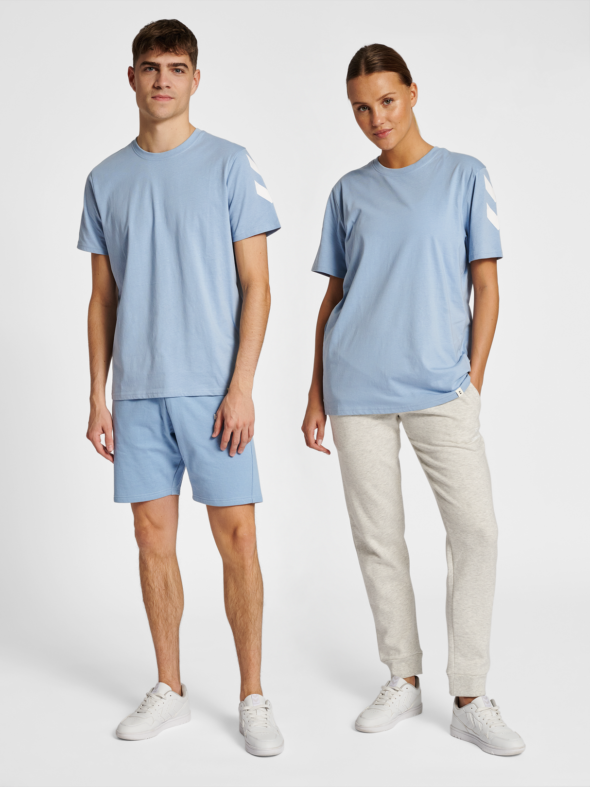 hummel Unisex Legacy Chevron T-Shirt-5