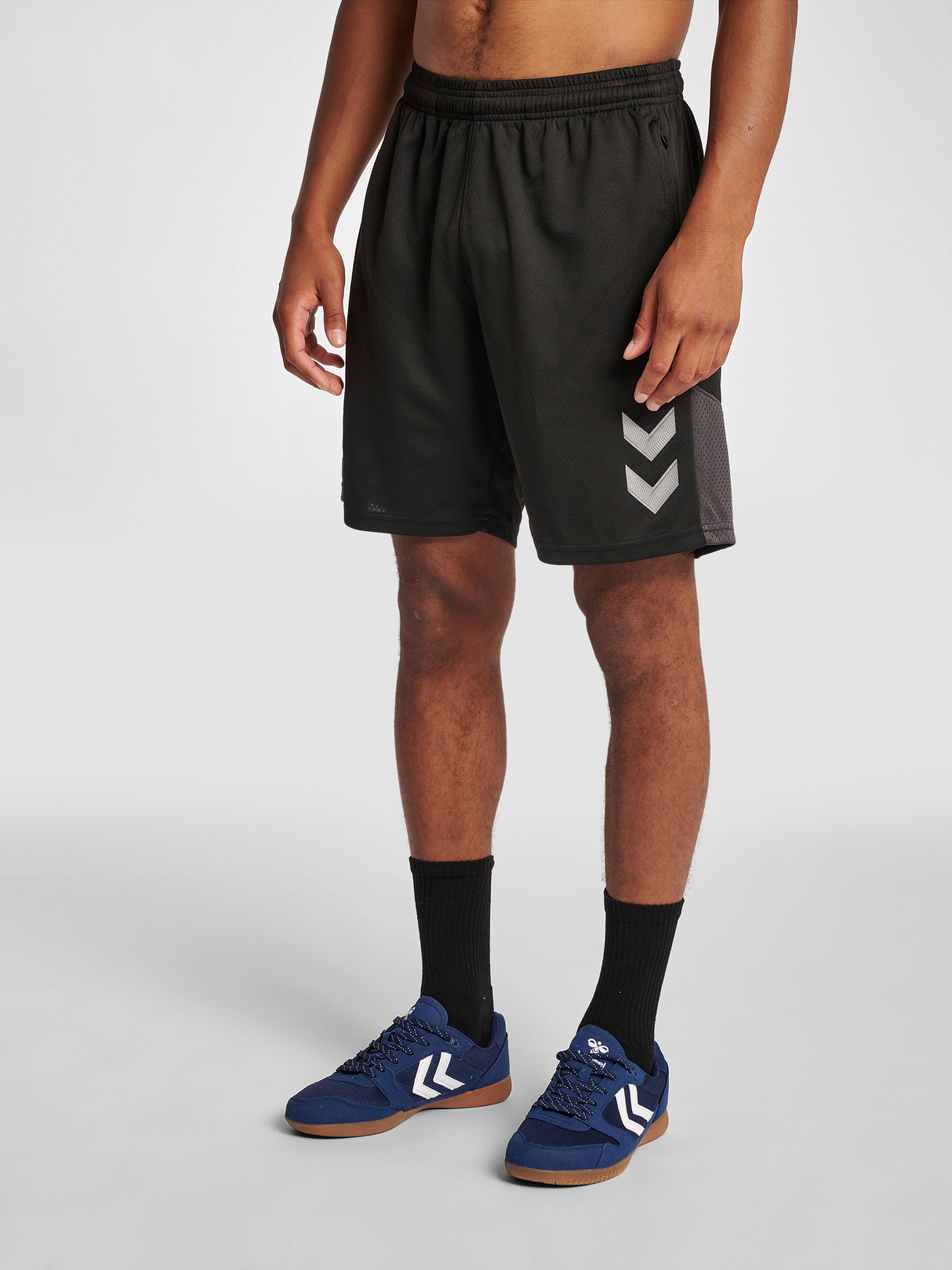 hummel Men's Lead Trainer Shorts-5