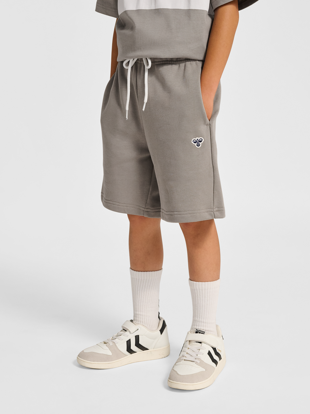 hummel Youth Loose Sweat Shorts Bee-5