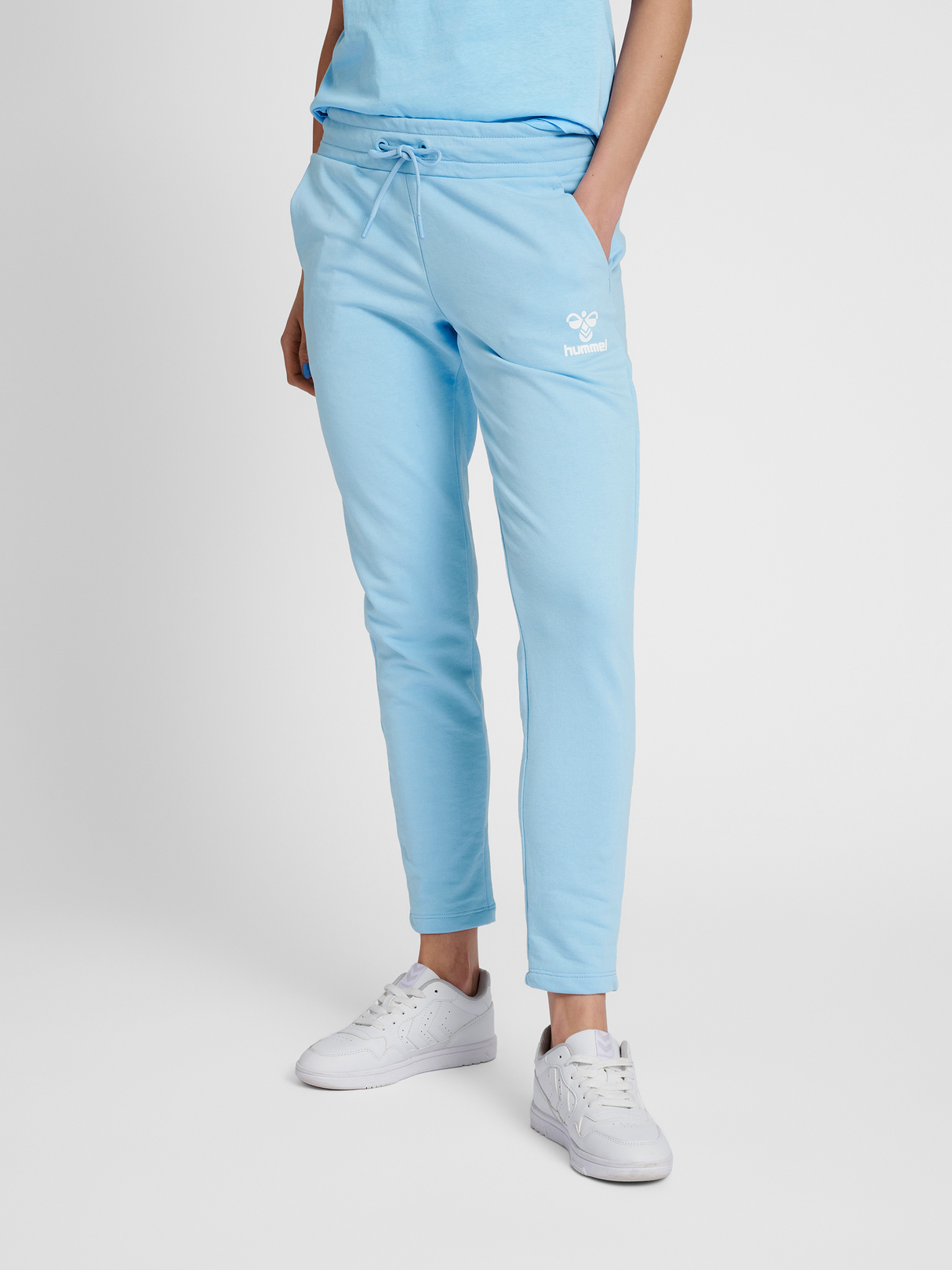 hummel Women's Noni 2.0 Tapered Pants-5