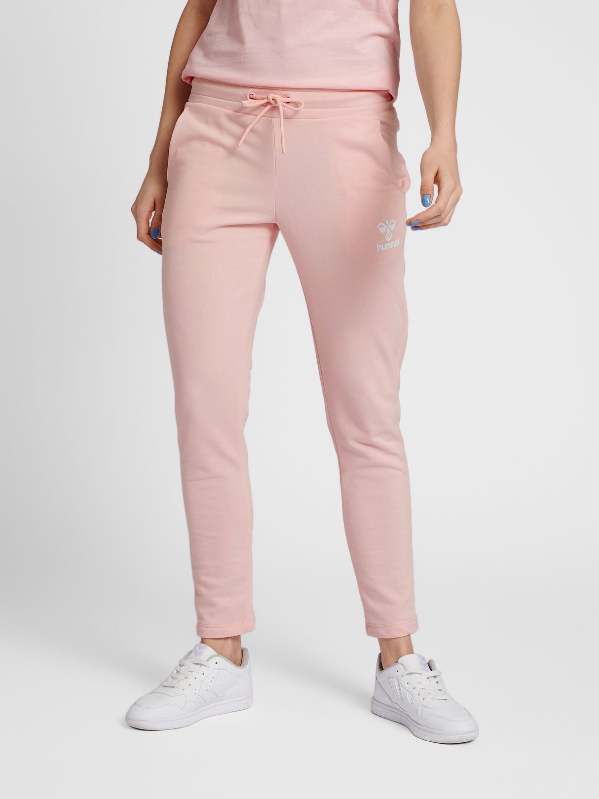 hummel Women's Noni 2.0 Tapered Pants-5