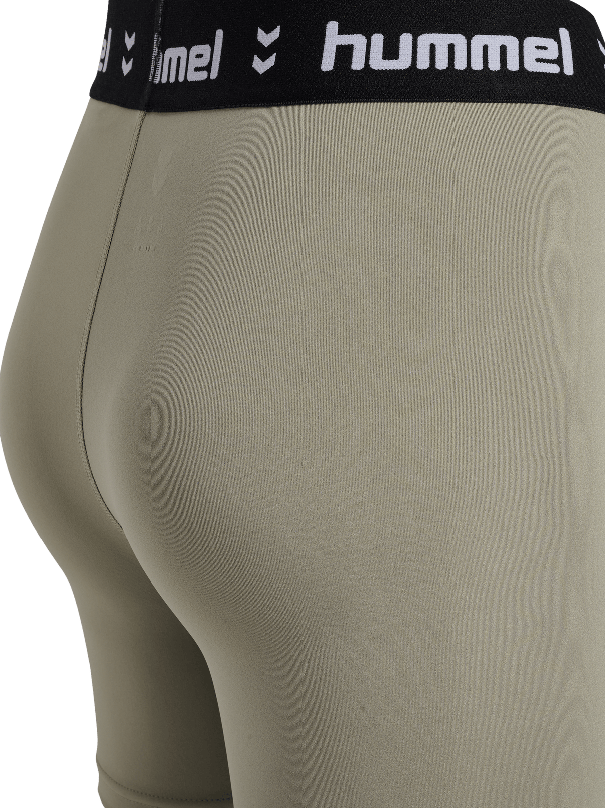 hummel Women's Pulse Mid Waist Shorts Tights-3