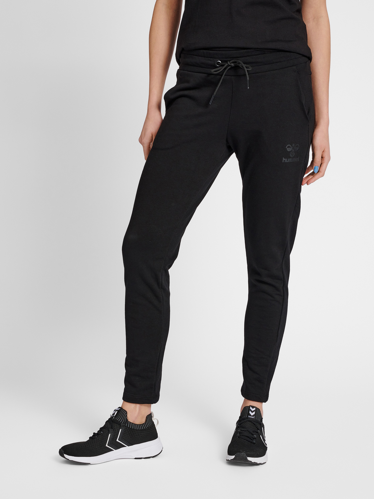 hummel Women's Noni 2.0 Tapered Pants-5