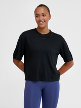 hummel Women's Mindful Training Vanja Boxy Shorts T-Shirt-5