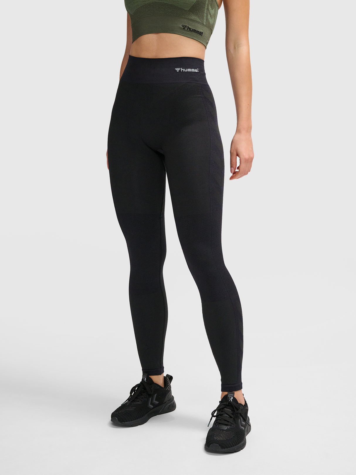 hummel Women's Clea Seamless Mid Waist Tights-6