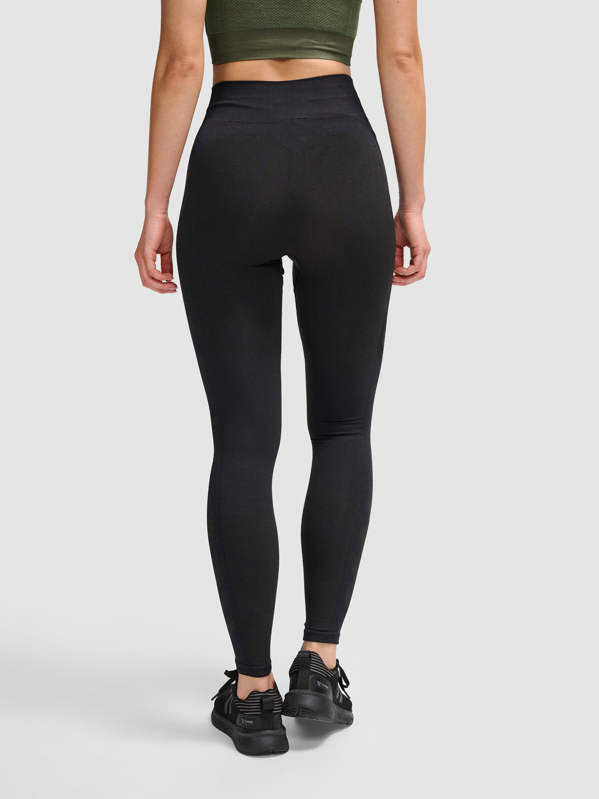 hummel Women's Clea Seamless Mid Waist Tights-7