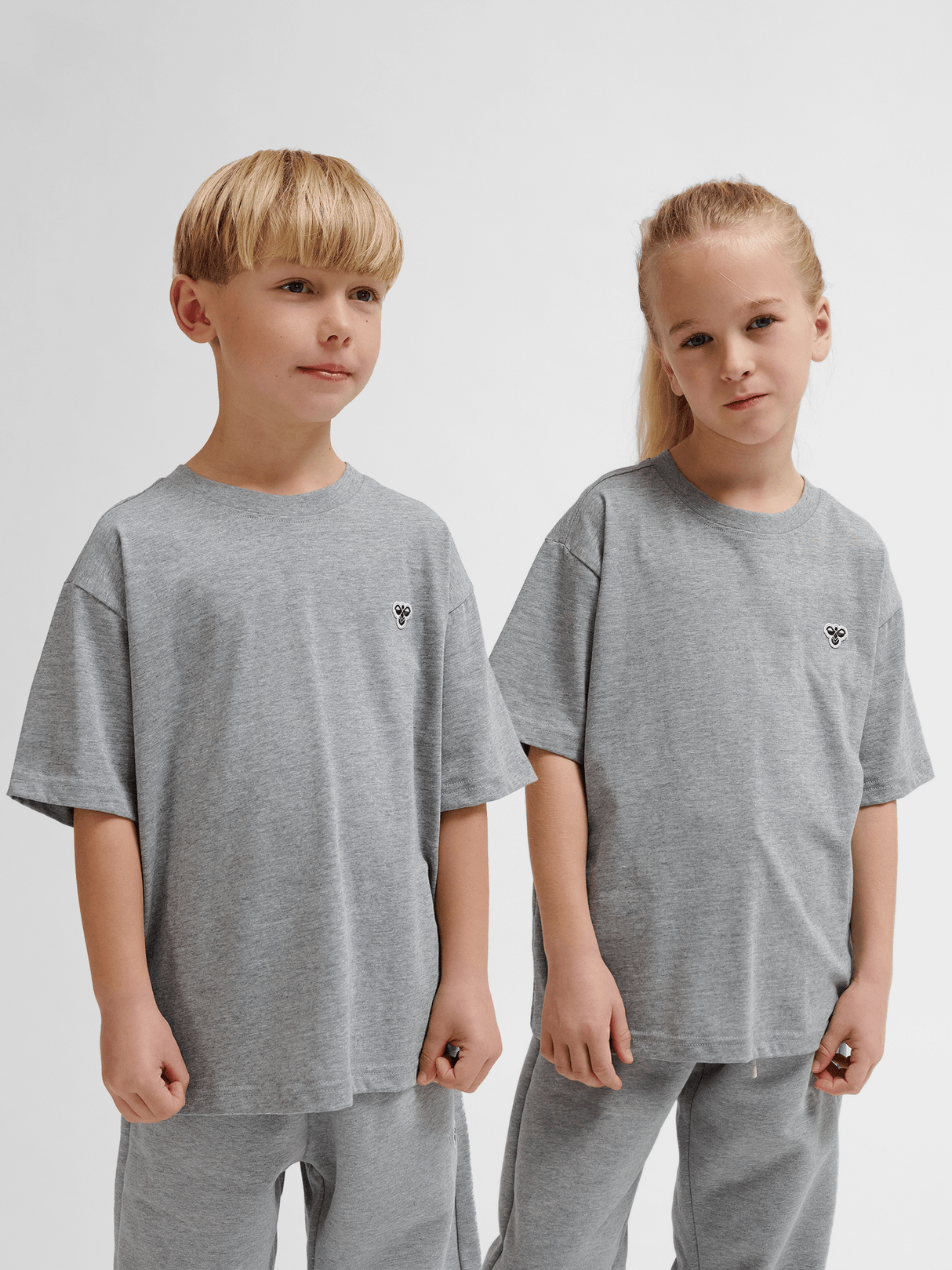 hummel Youth Loose Short Sleeve T-Shirt Bee-5