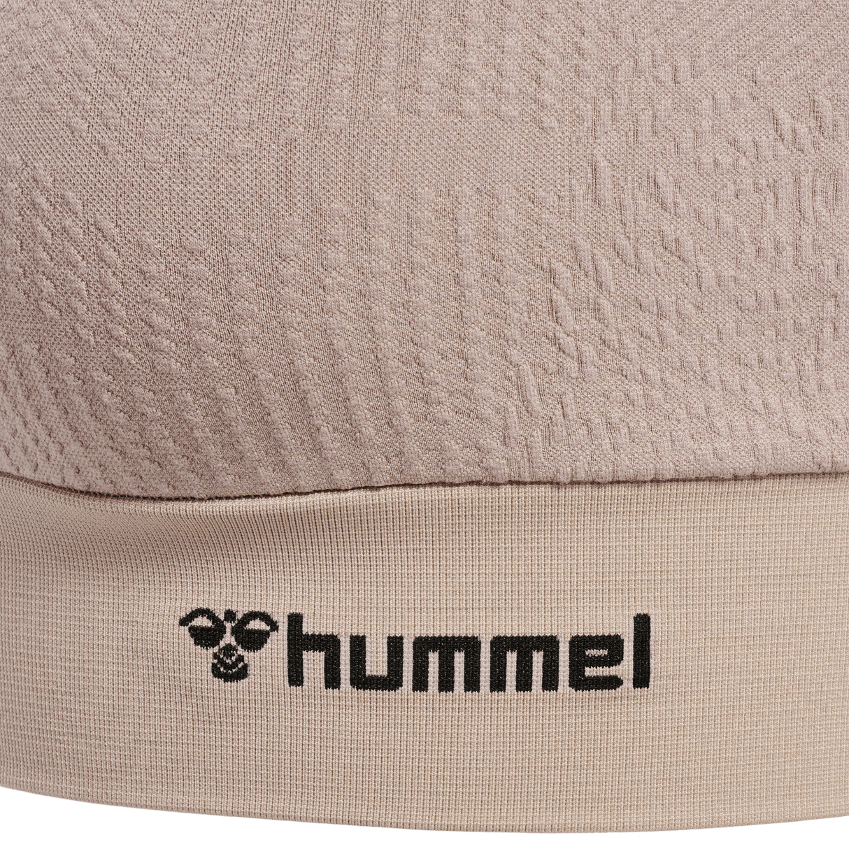 hummel Women's Mindful Training Flow Seamless Sports Top-3