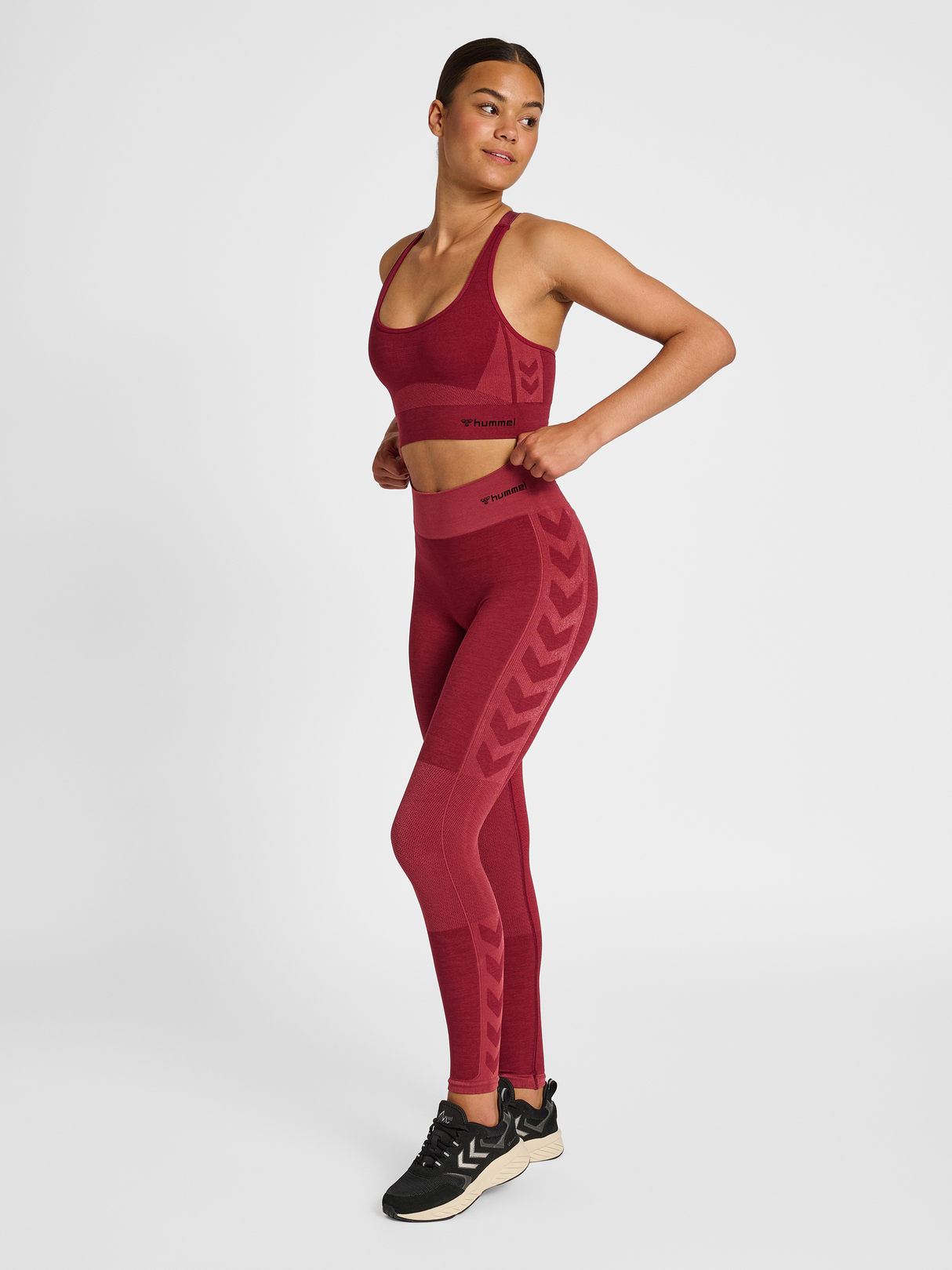 hummel Women's Clea Seamless Sports Top-4