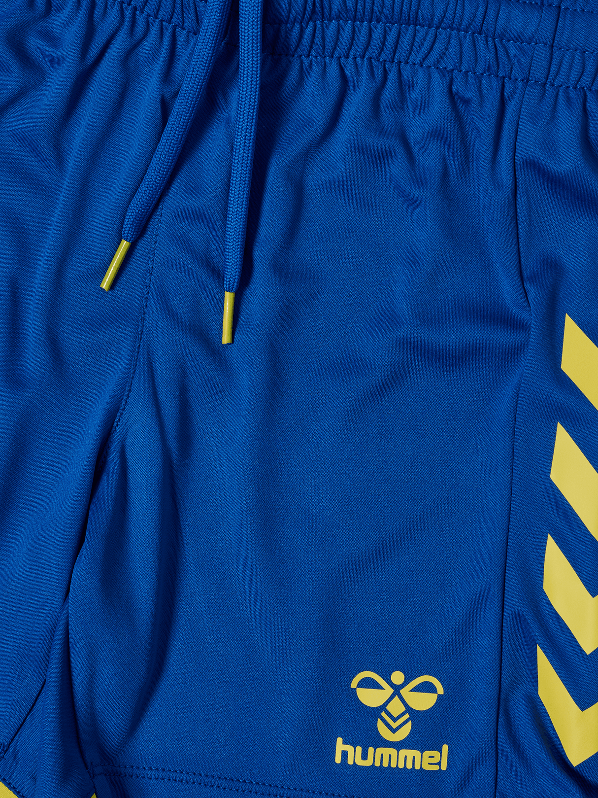 hummel Youth Core 2.0 Shorts-3