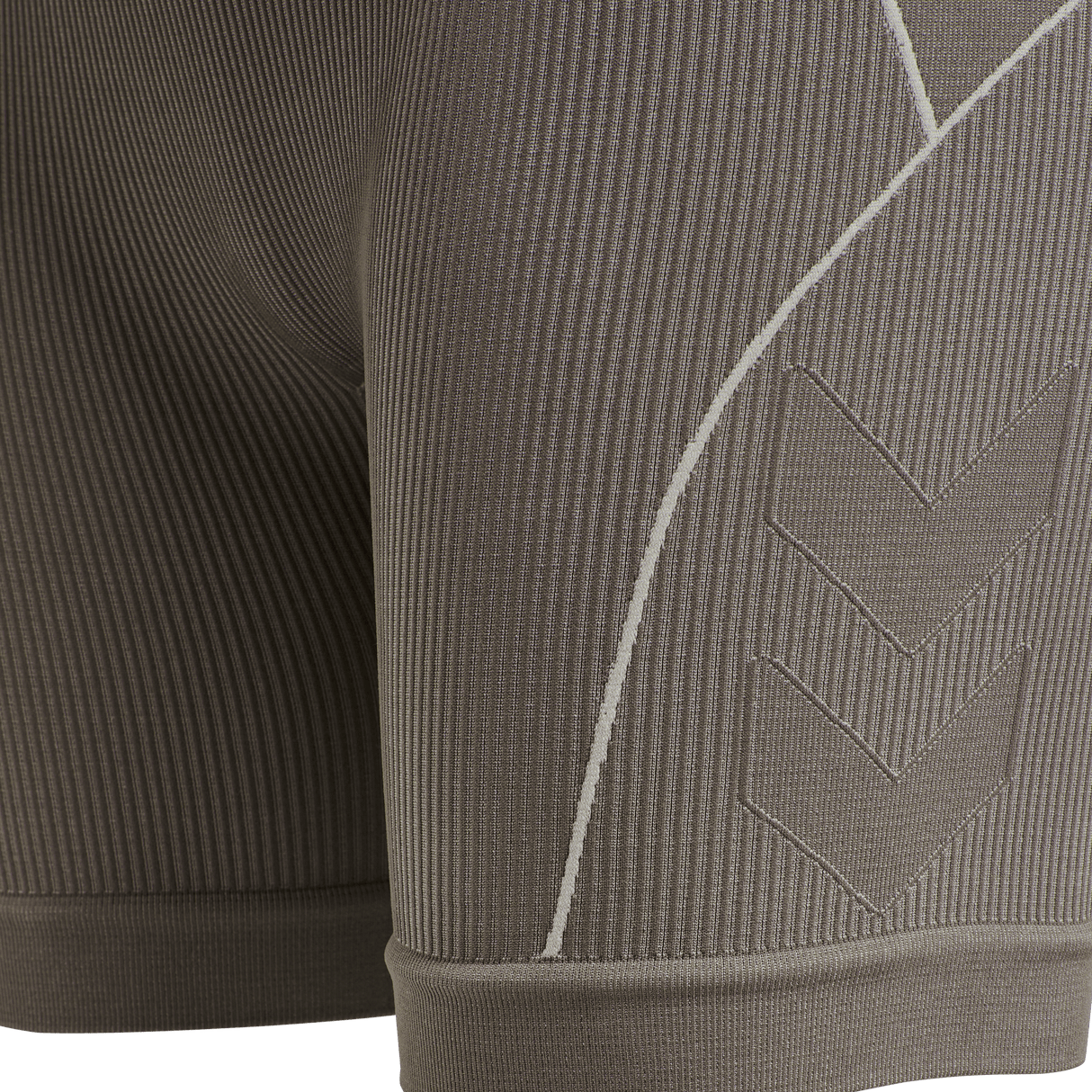 hummel Women's Training Essentials Christel Seamless Shorts-3