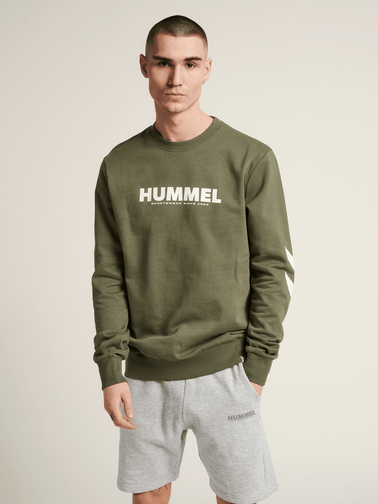 hummel Unisex Legacy Sweatshirt-5