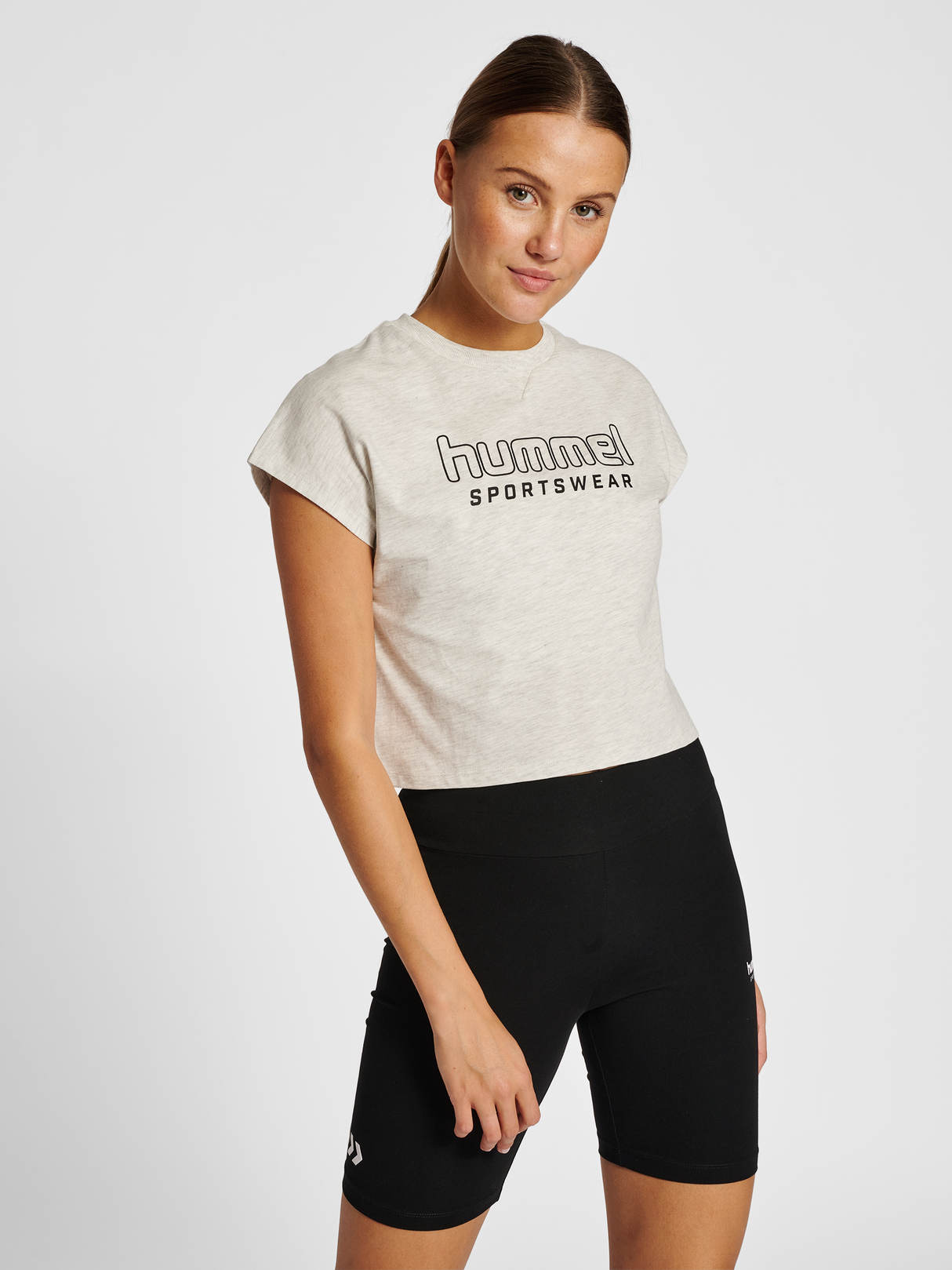 hummel Women's Legacy June Cropped T-Shirt-5