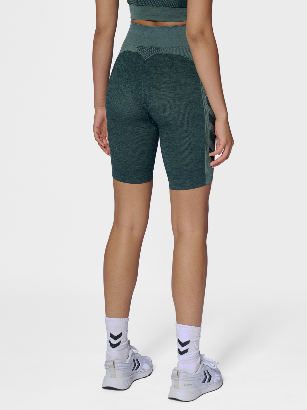 hummel Women's Clea Seamless Cycling Shorts-4