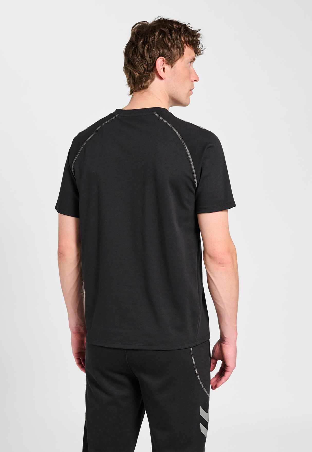 hummel Men's Move 2.0 Short Sleeve T-Shirt-4