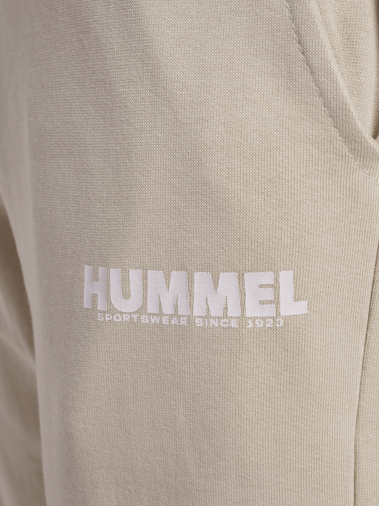 hummel Women's Legacy Tapered Pants Plus-4