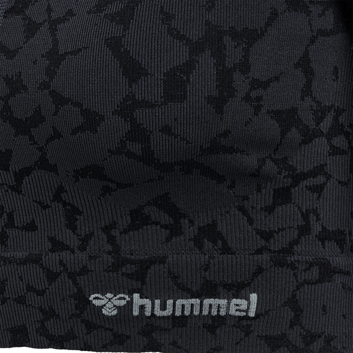 hummel Women's Mindful Training Pi Seamless Crop Long Sleeve T-Shirt-3