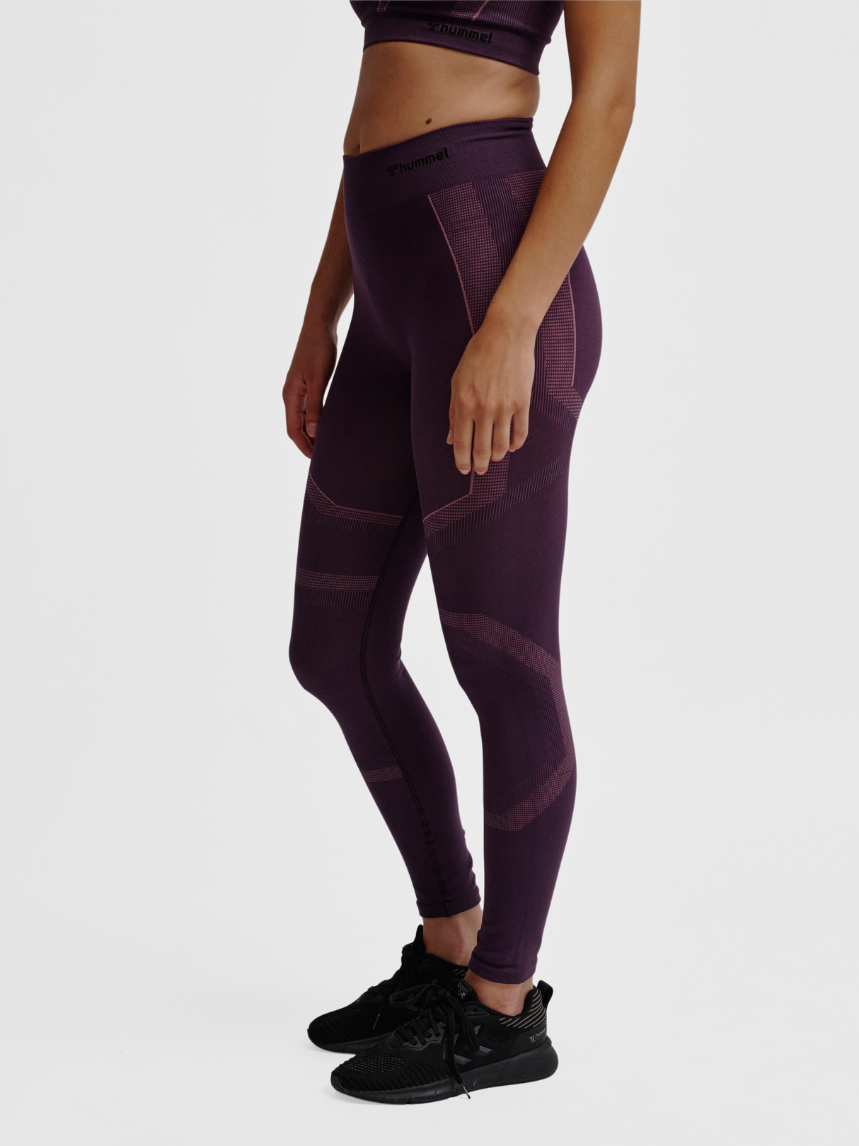 hummel Women's Mindful Training Power Seamless Mid Waist Tights-6