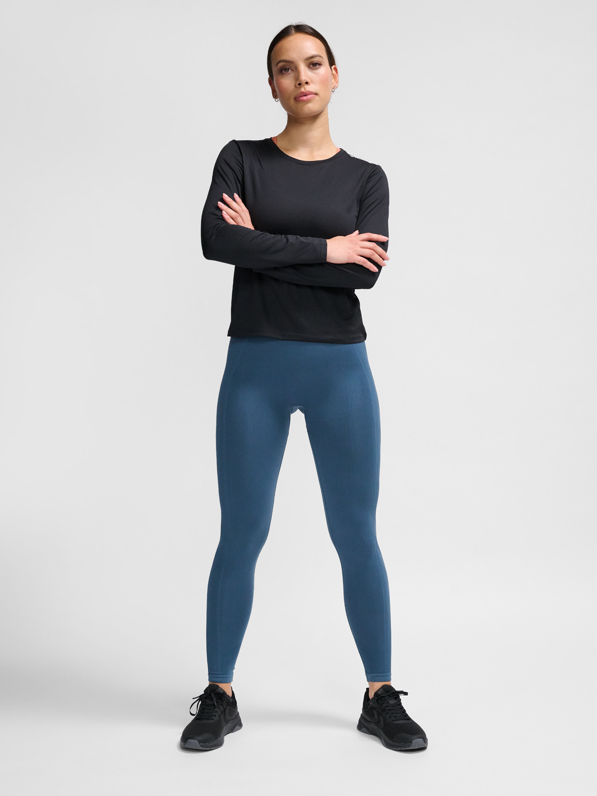 hummel Women's Mindful Training Aura Mesh Long Sleeve T-Shirt-4