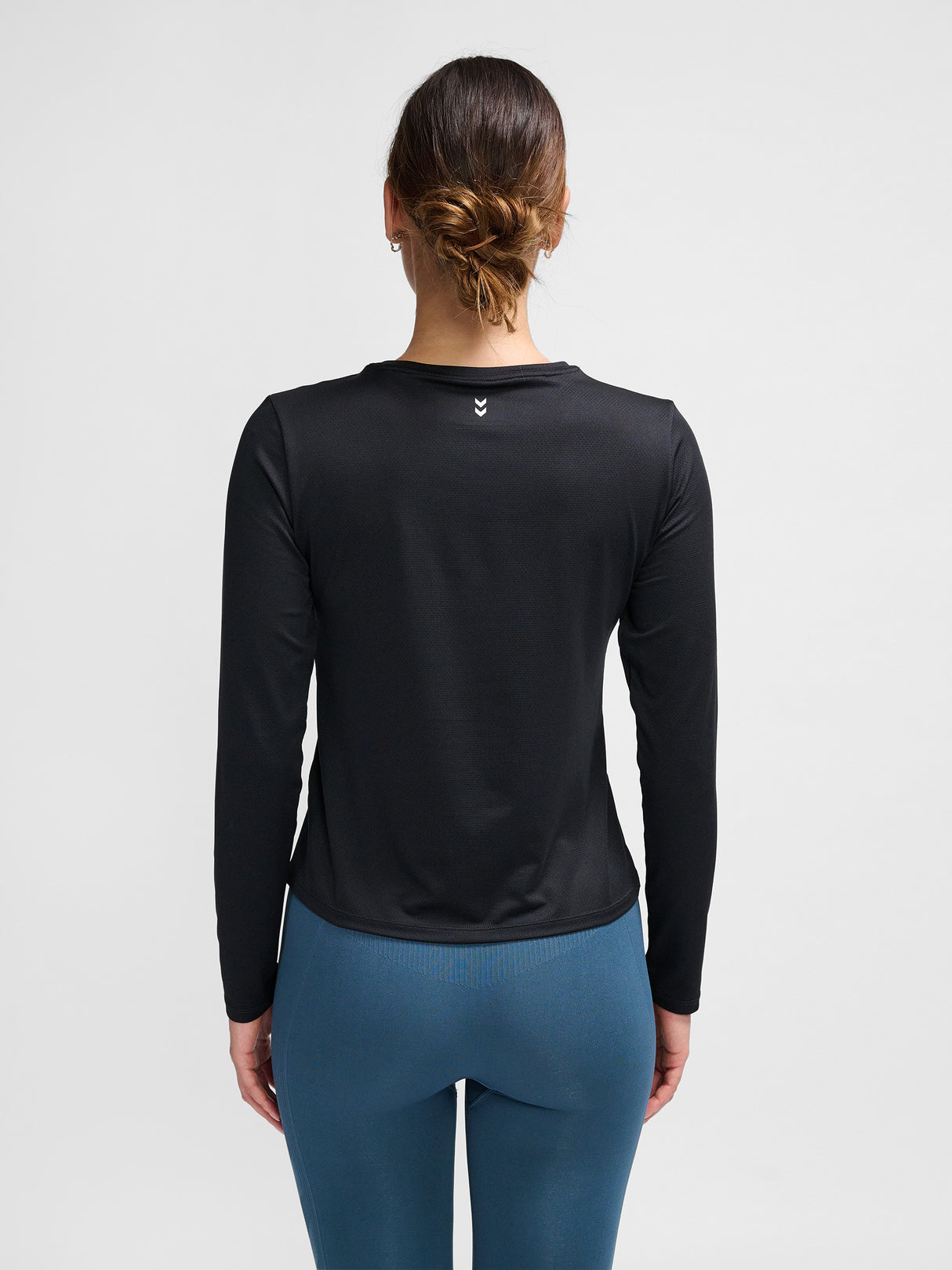 hummel Women's Mindful Training Aura Mesh Long Sleeve T-Shirt-6