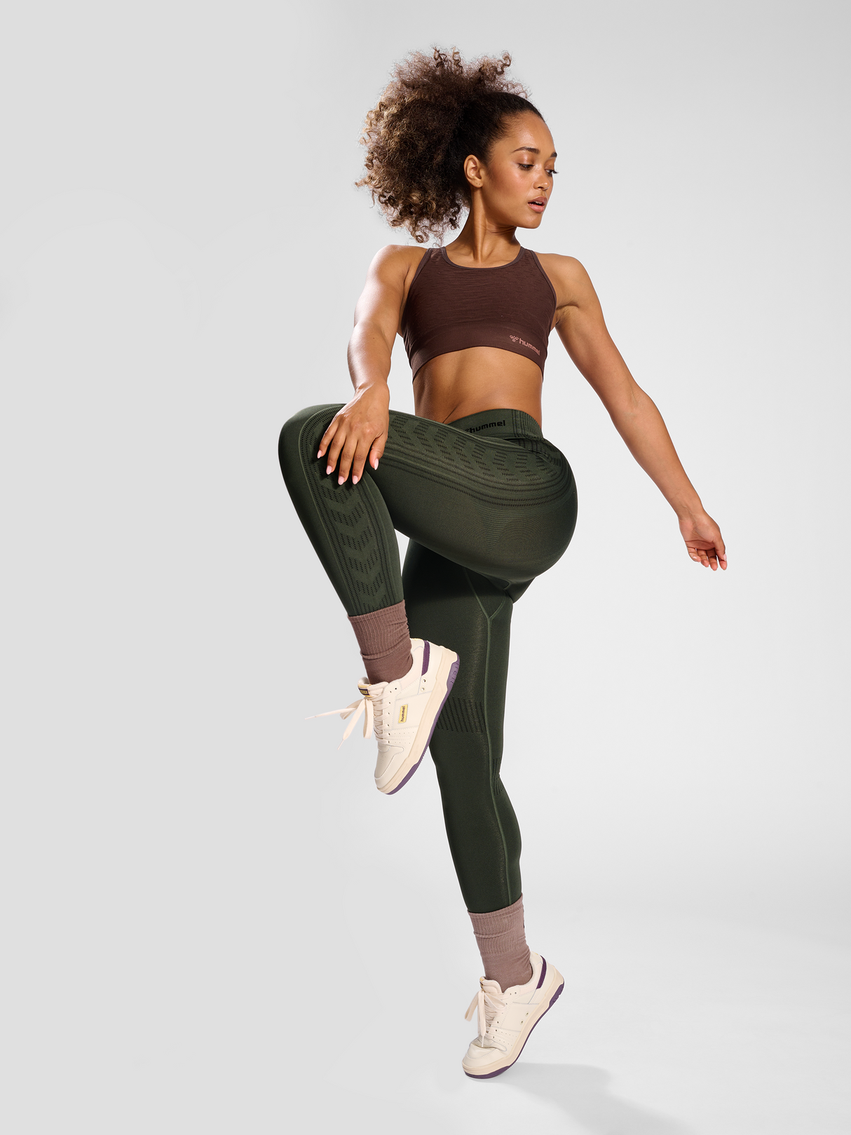 hummel Women's Mindful Training Shaping Seamless Mid Waist Tights-5