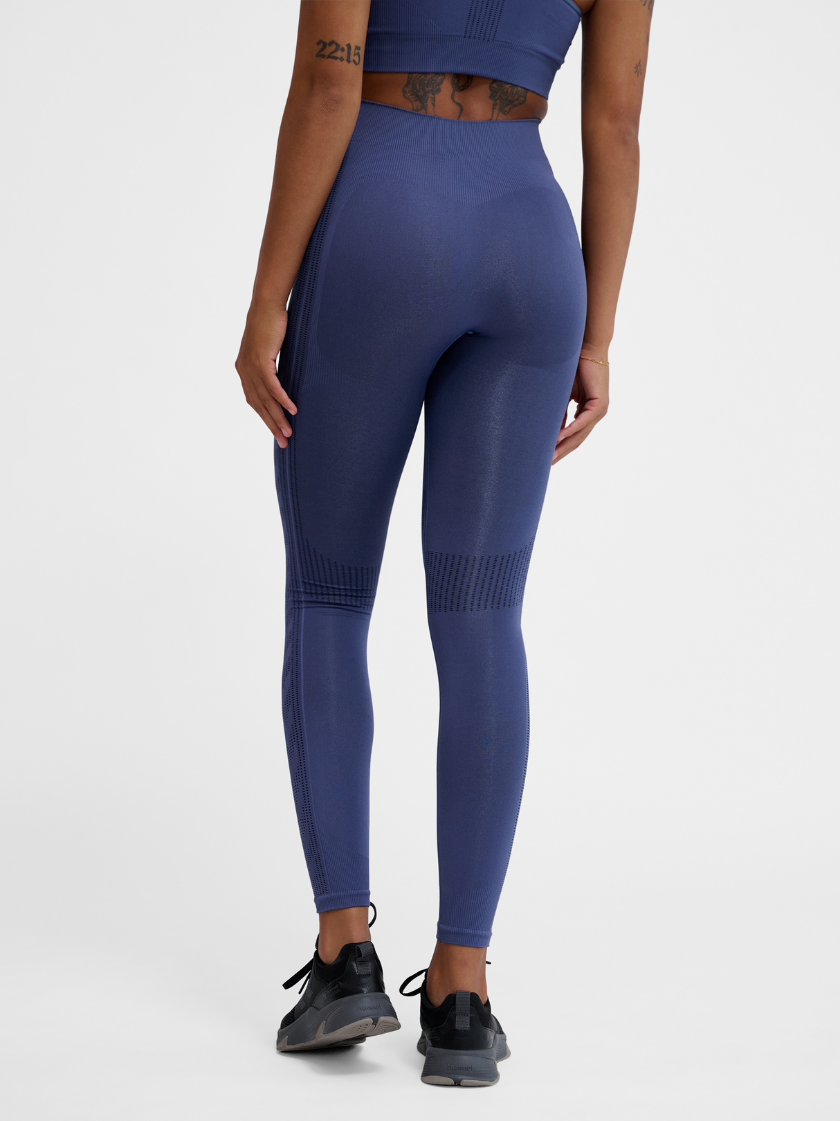 hummel Women's Mindful Training Shaping Seamless Mid Waist Tights-4