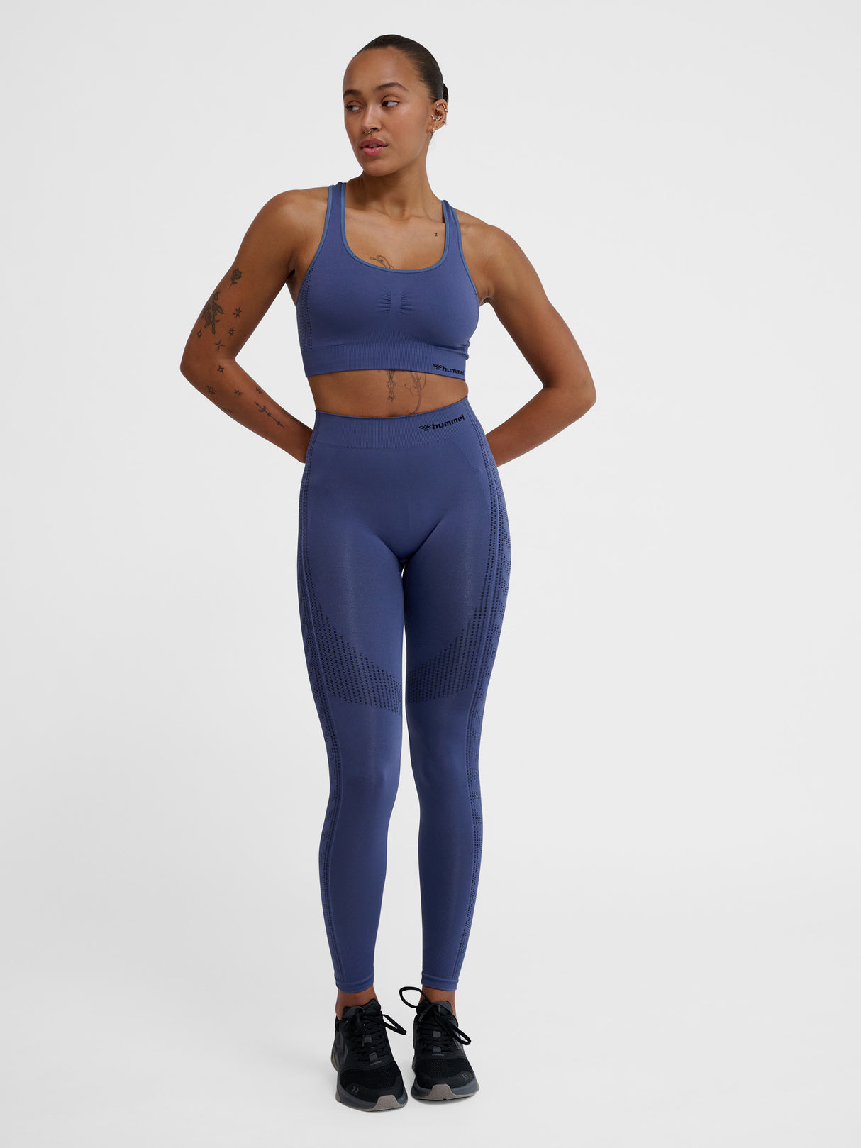hummel Women's Mindful Training Shaping Seamless Mid Waist Tights-6
