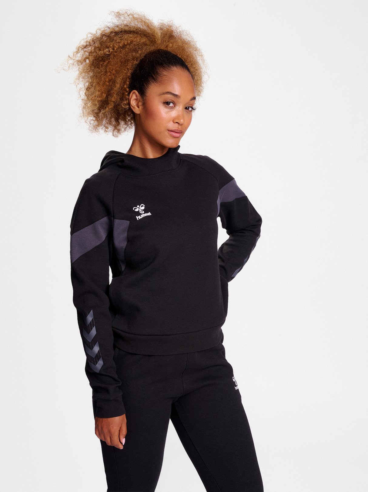 hummel Women's Travel Sweat Hoodie-6