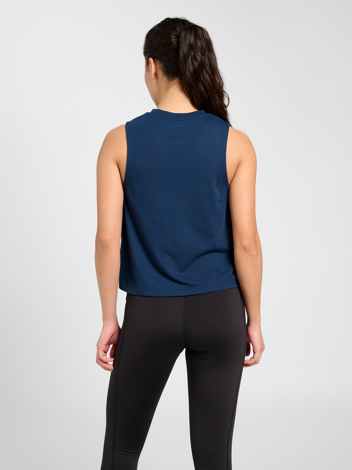 hummel Women's Mindful Training Vanja Shorts Muscle Tank Top-4