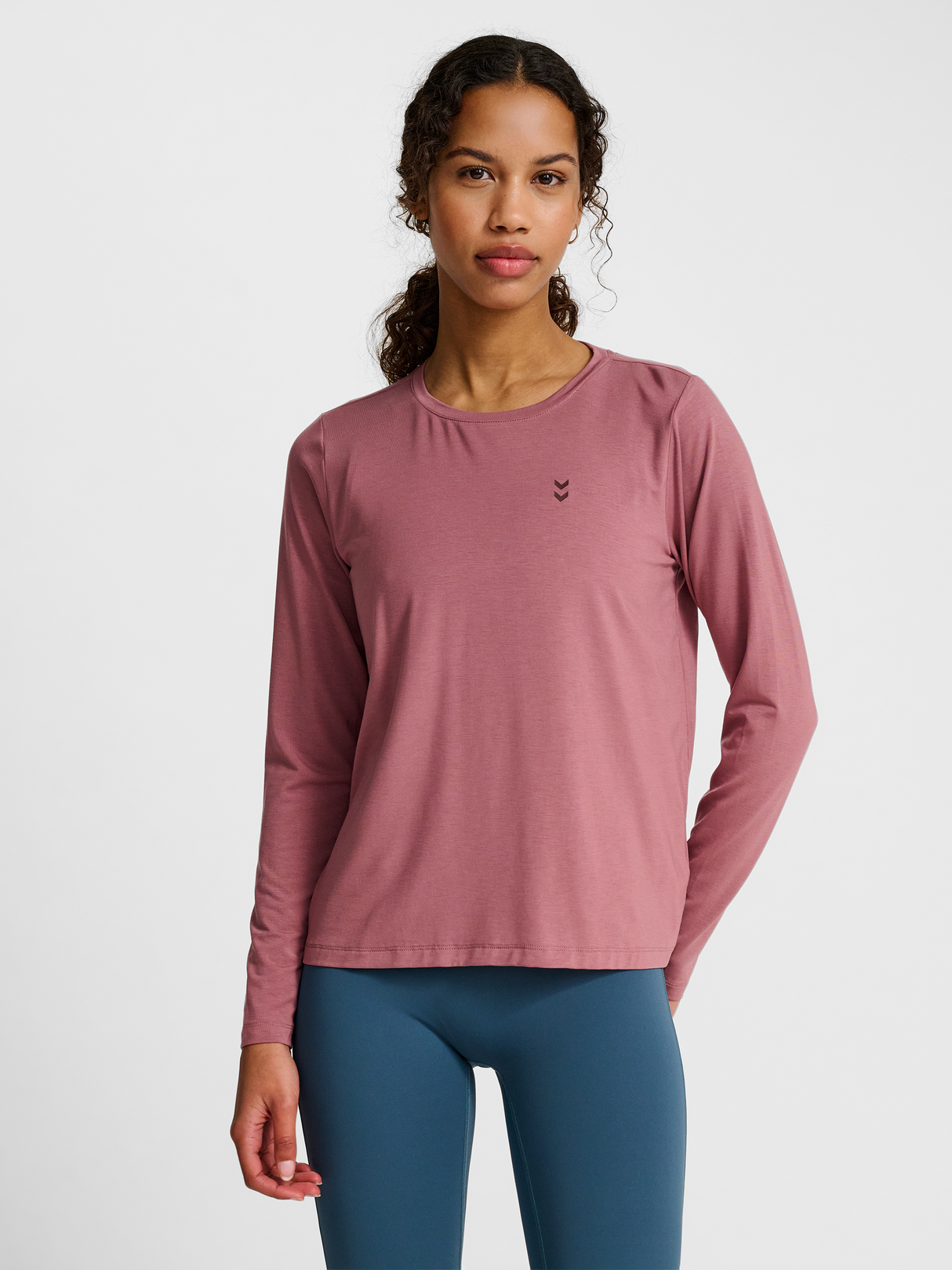 hummel Women's Yoga Soft Loose T-Shirt Long Sleeve-5