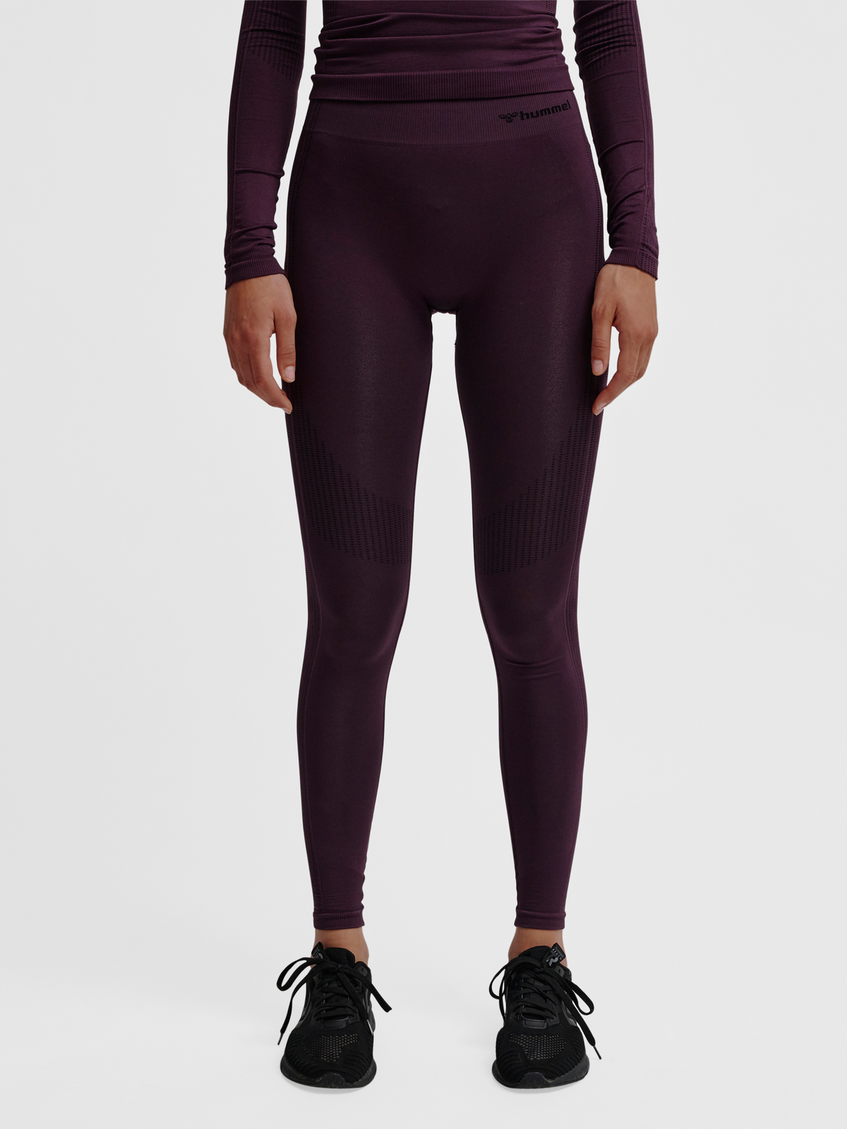 hummel Women's Mindful Training Shaping Seamless Mid Waist Tights-6