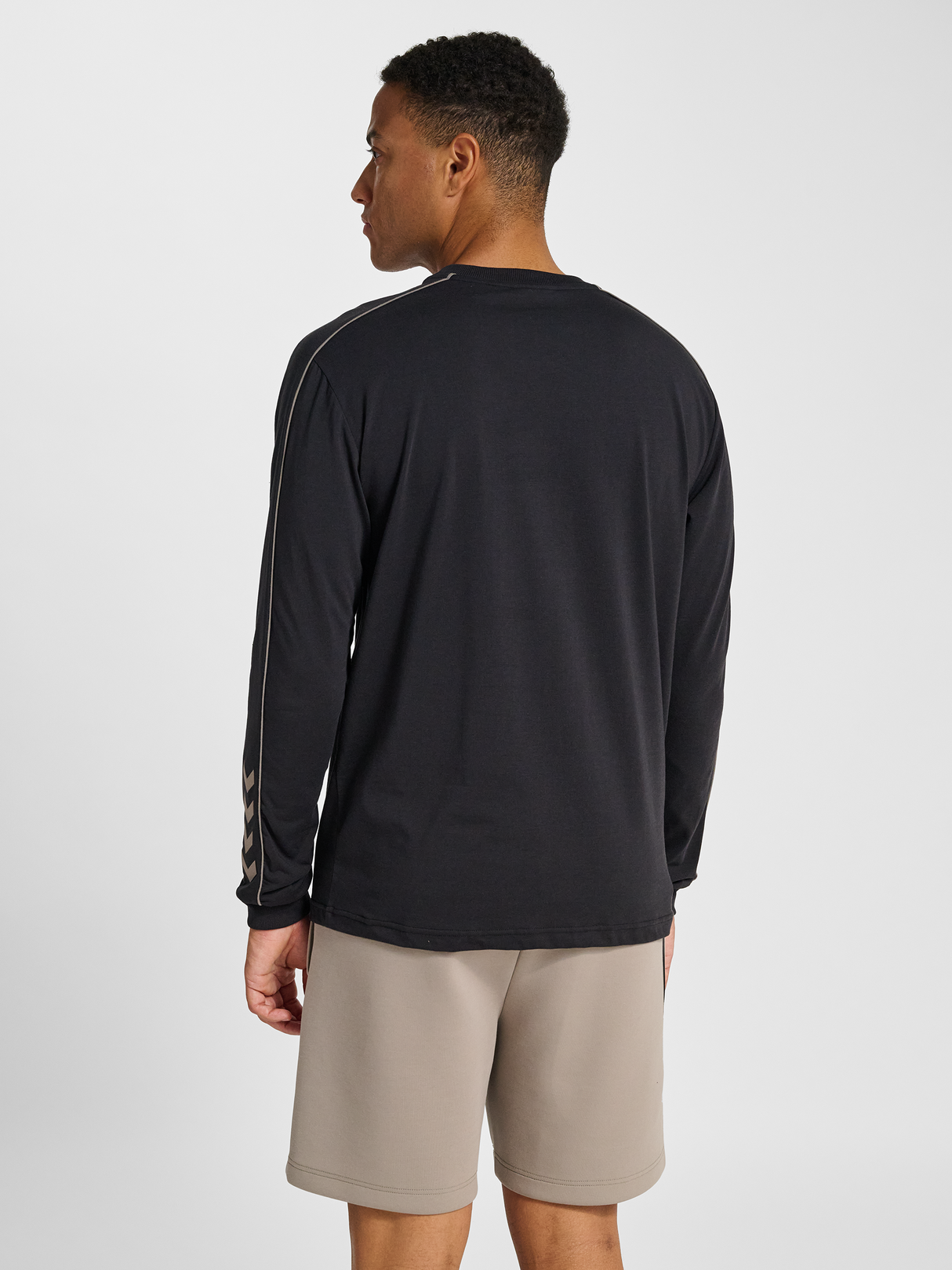 hummel Men's Pulse Piping Long Sleeve T-Shirt-5