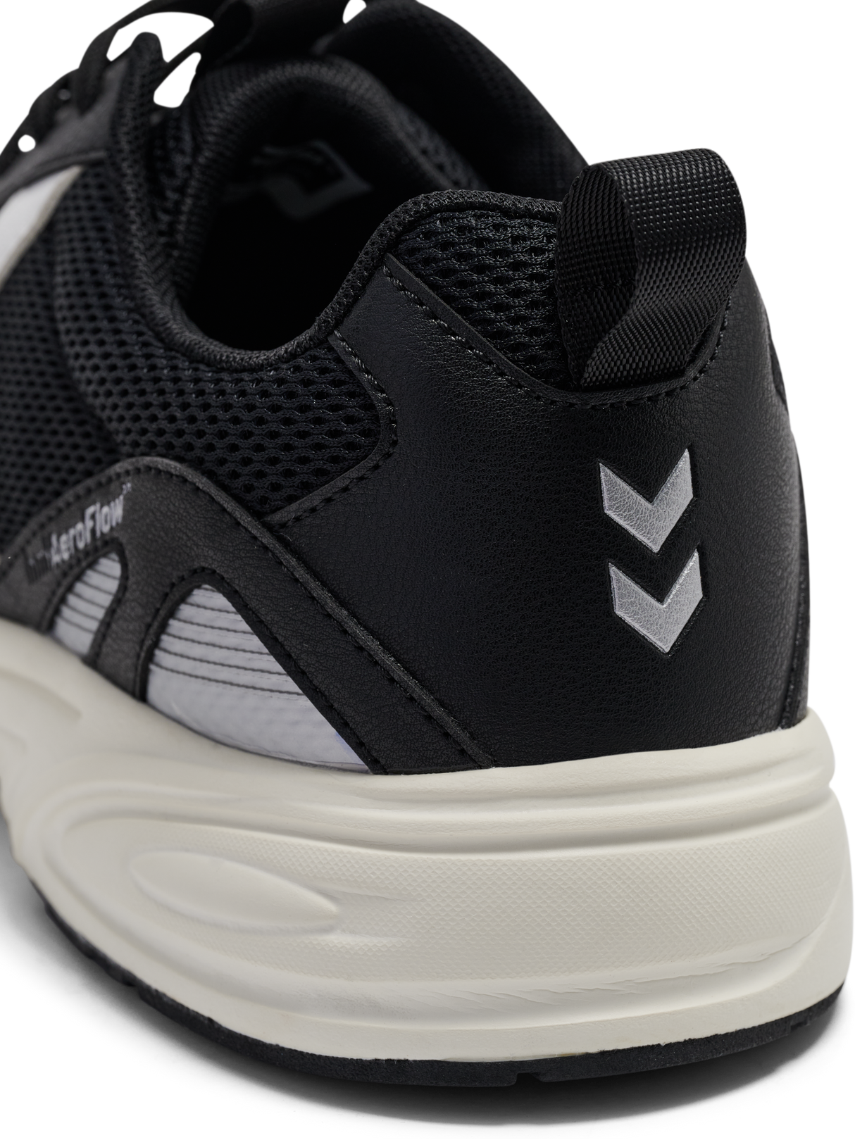 hummel Unisex Coreforce One Shoes-3