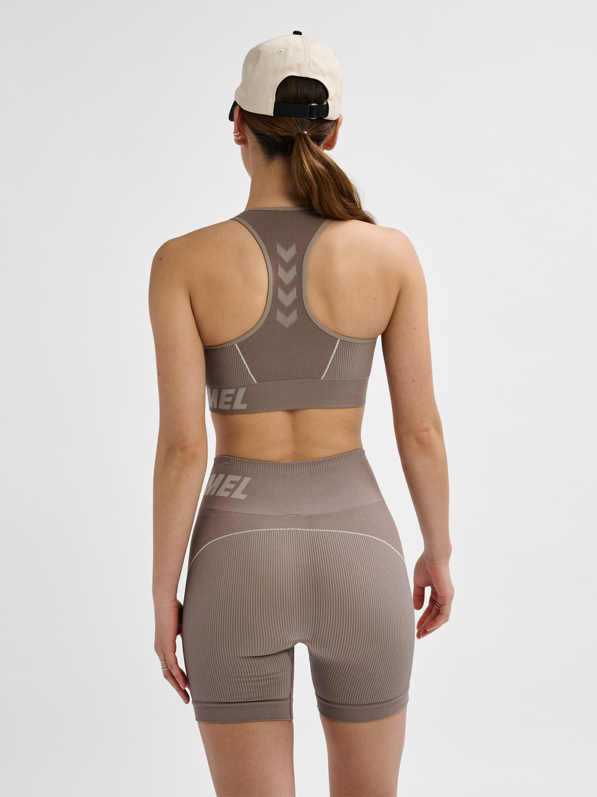 hummel Women's Training Essentials Christel Seamless Sports Top-5