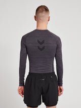 hummel Men's Training Essentials Mike Seamless Long Sleeve T-Shirt-7