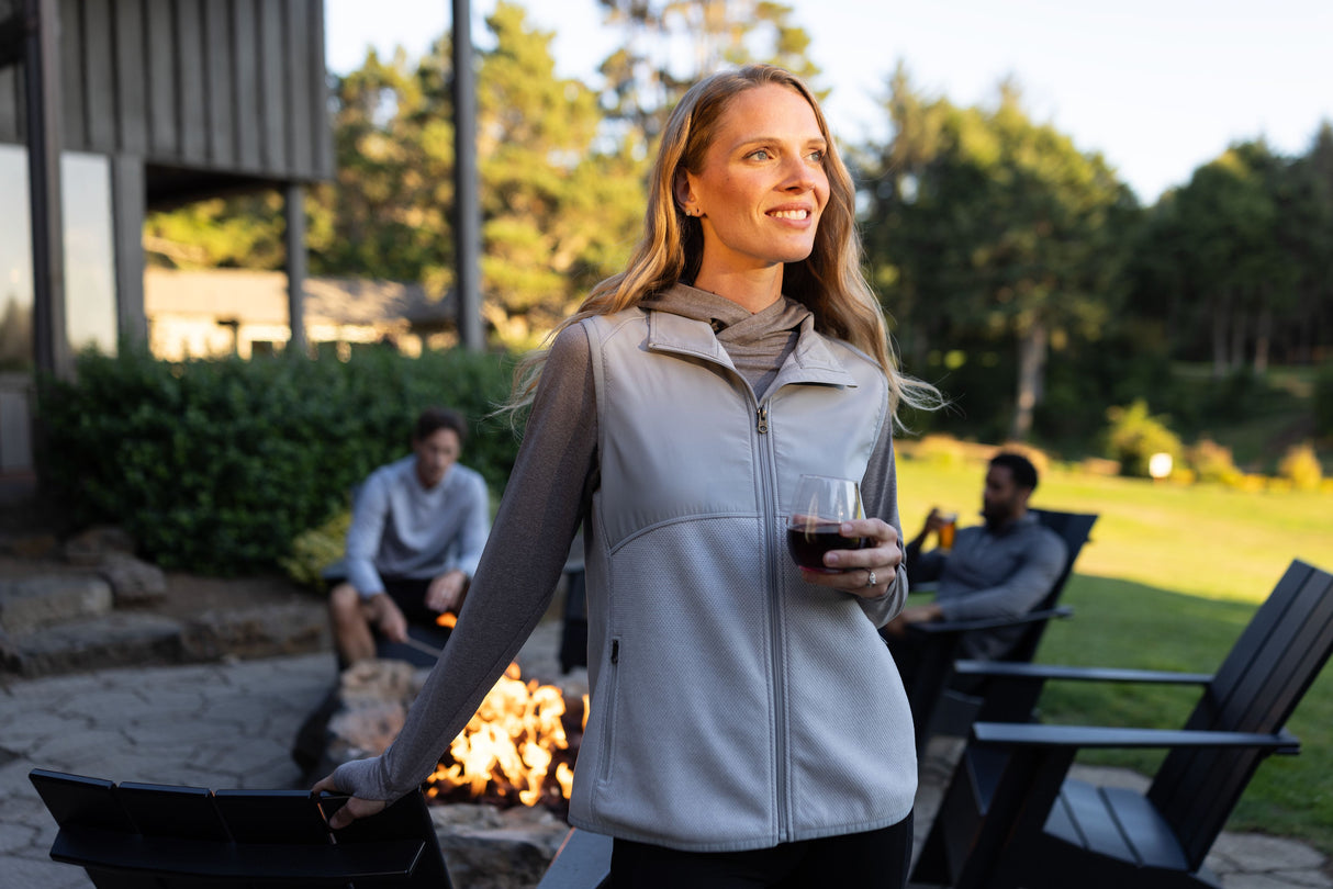 Cutter & Buck Women's Hunts Point Recycled Fleece Hybrid Full Zip Vest-5